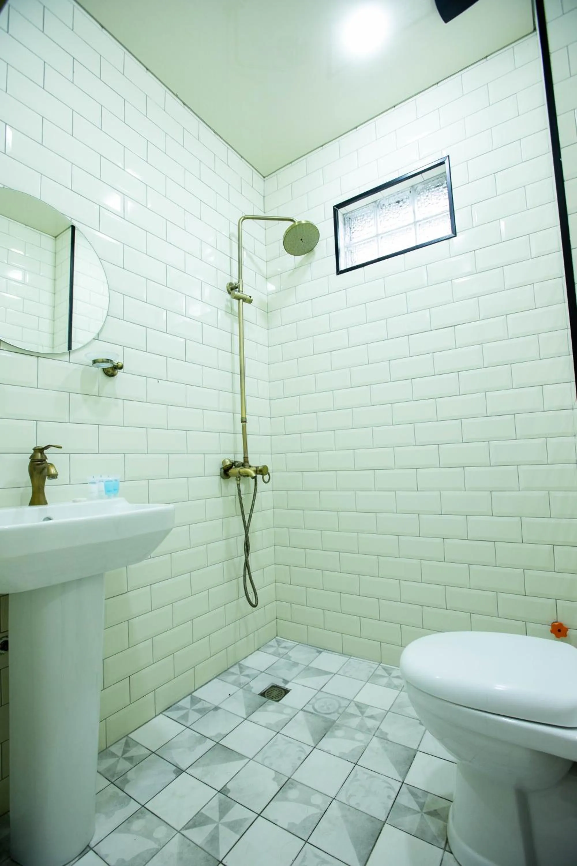 Bathroom in Level Up Hotel & Restaurant