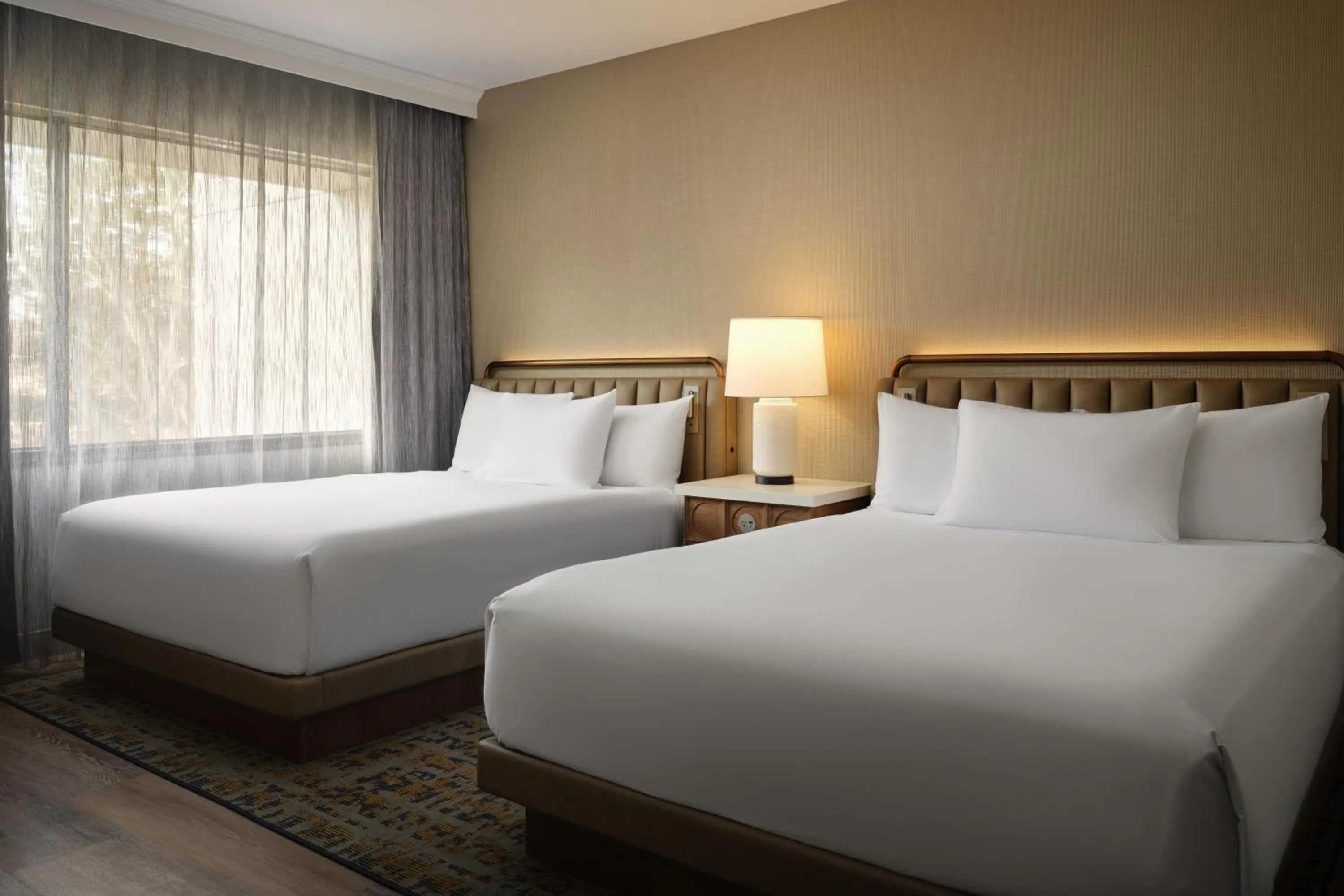 Photo of the whole room, Bed in Hyatt Regency Suites Atlanta Northwest