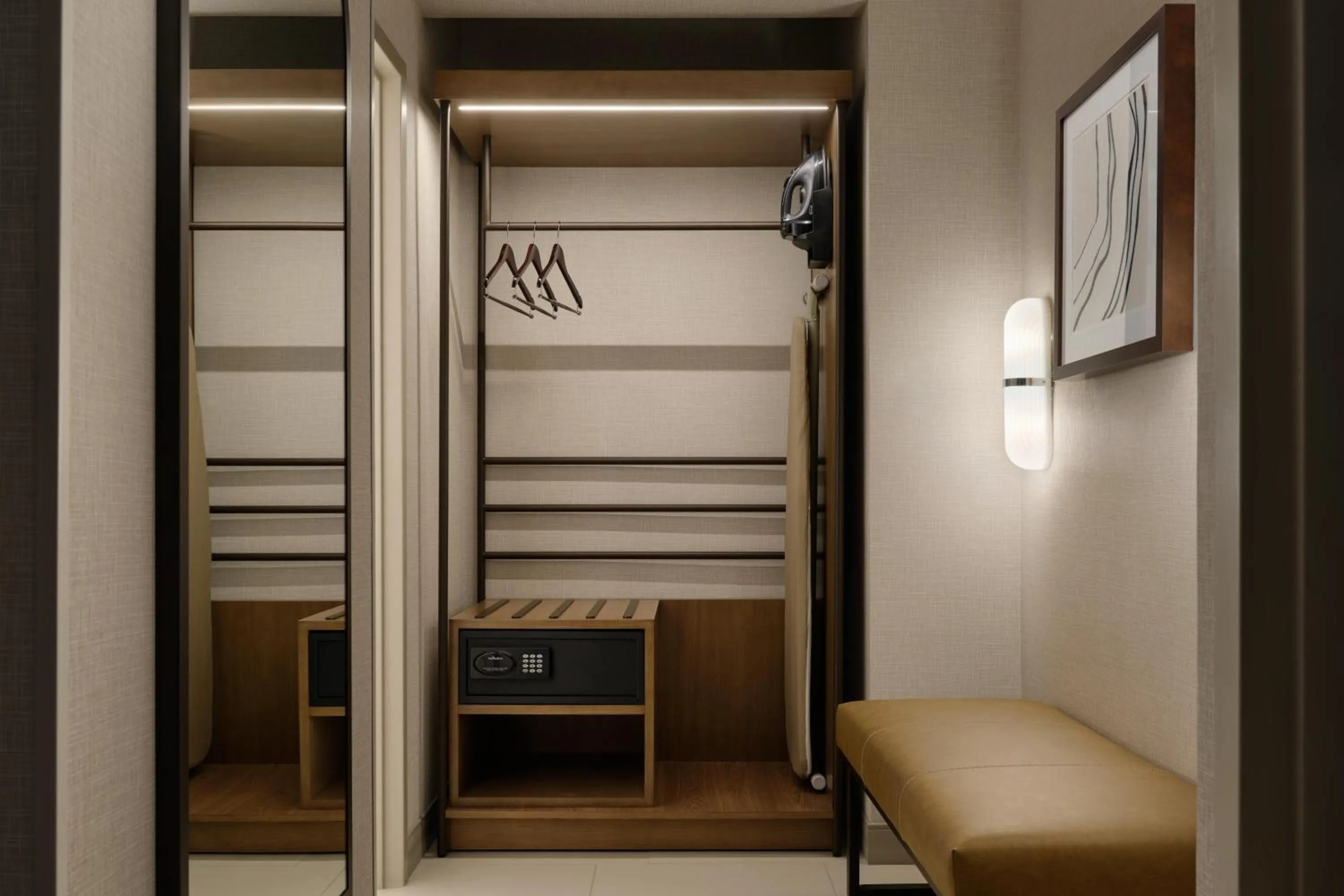 Bedroom in Hyatt Regency Suites Atlanta Northwest