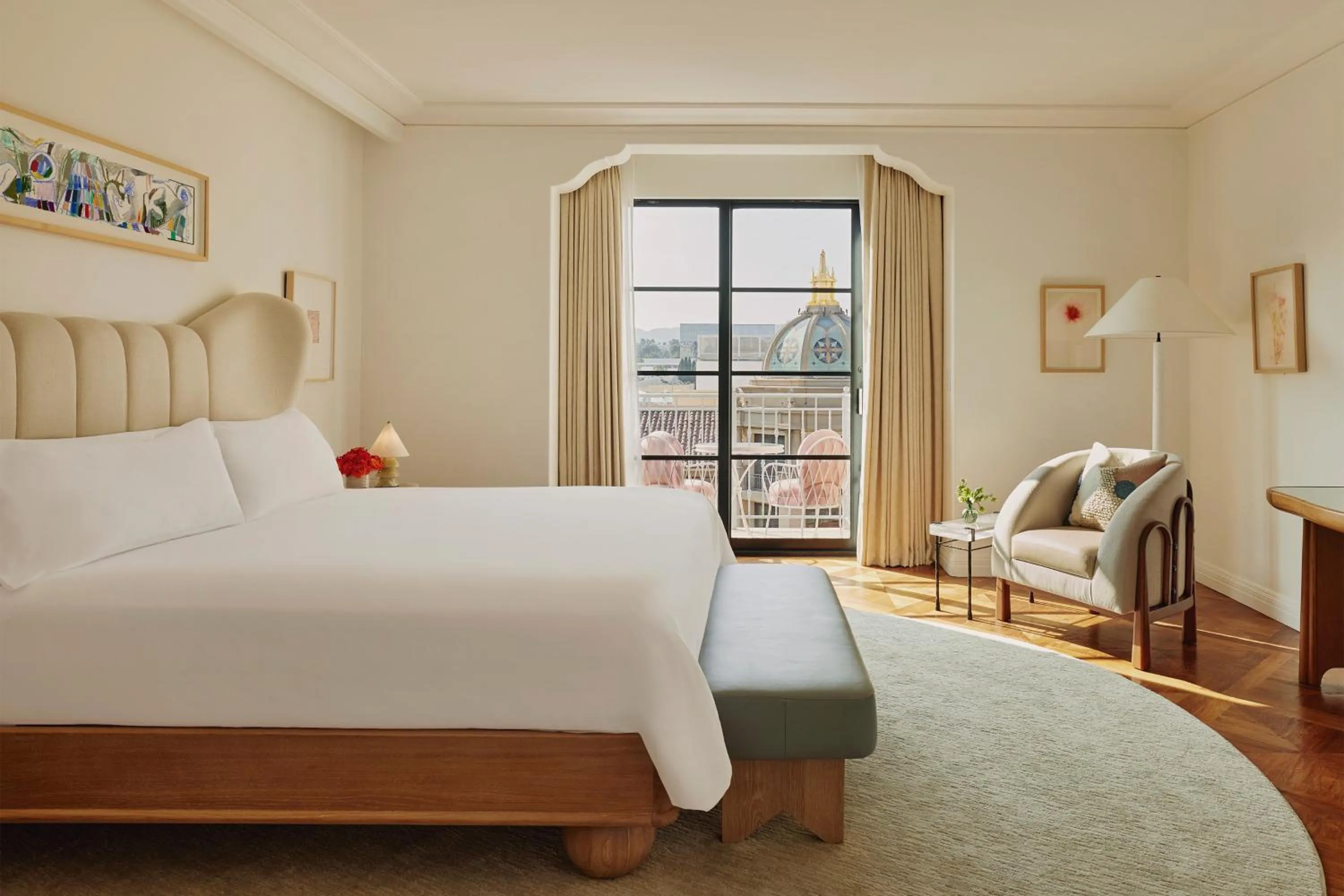 Bedroom, Bed in The Maybourne Beverly Hills, Maybourne