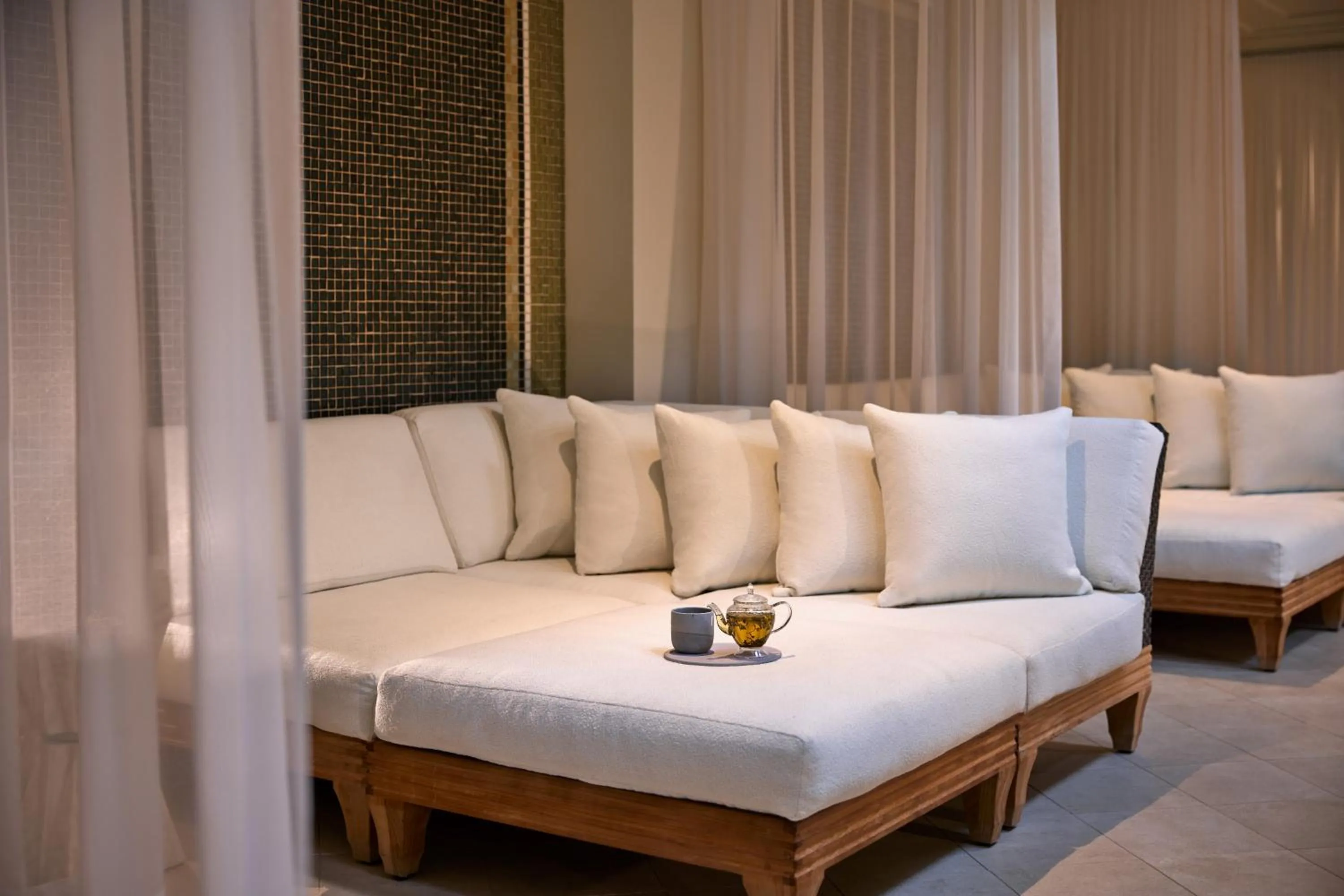 Spa and wellness centre/facilities in The Maybourne Beverly Hills, Maybourne