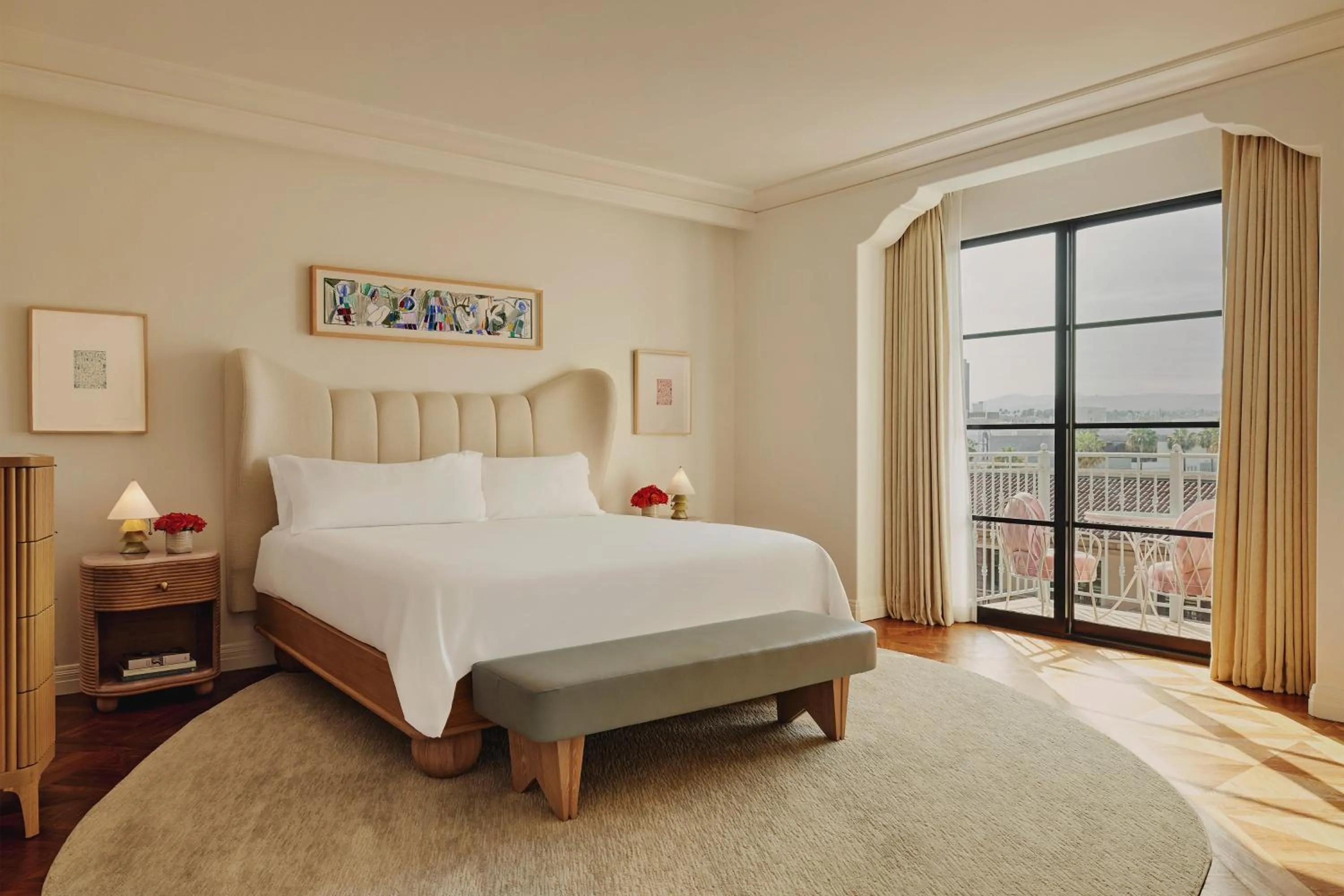 Bedroom, Bed in The Maybourne Beverly Hills, Maybourne