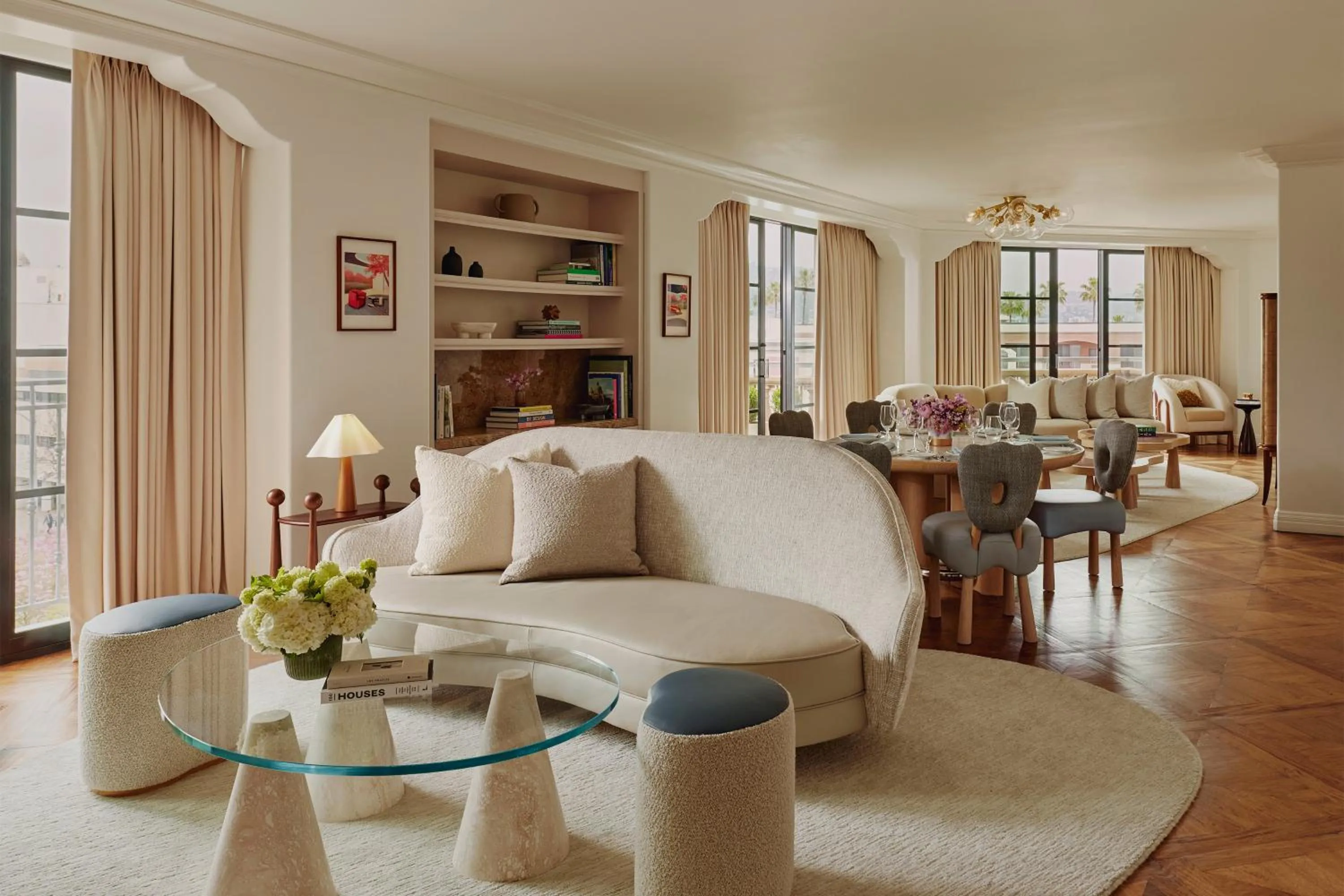 Seating area in The Maybourne Beverly Hills, Maybourne