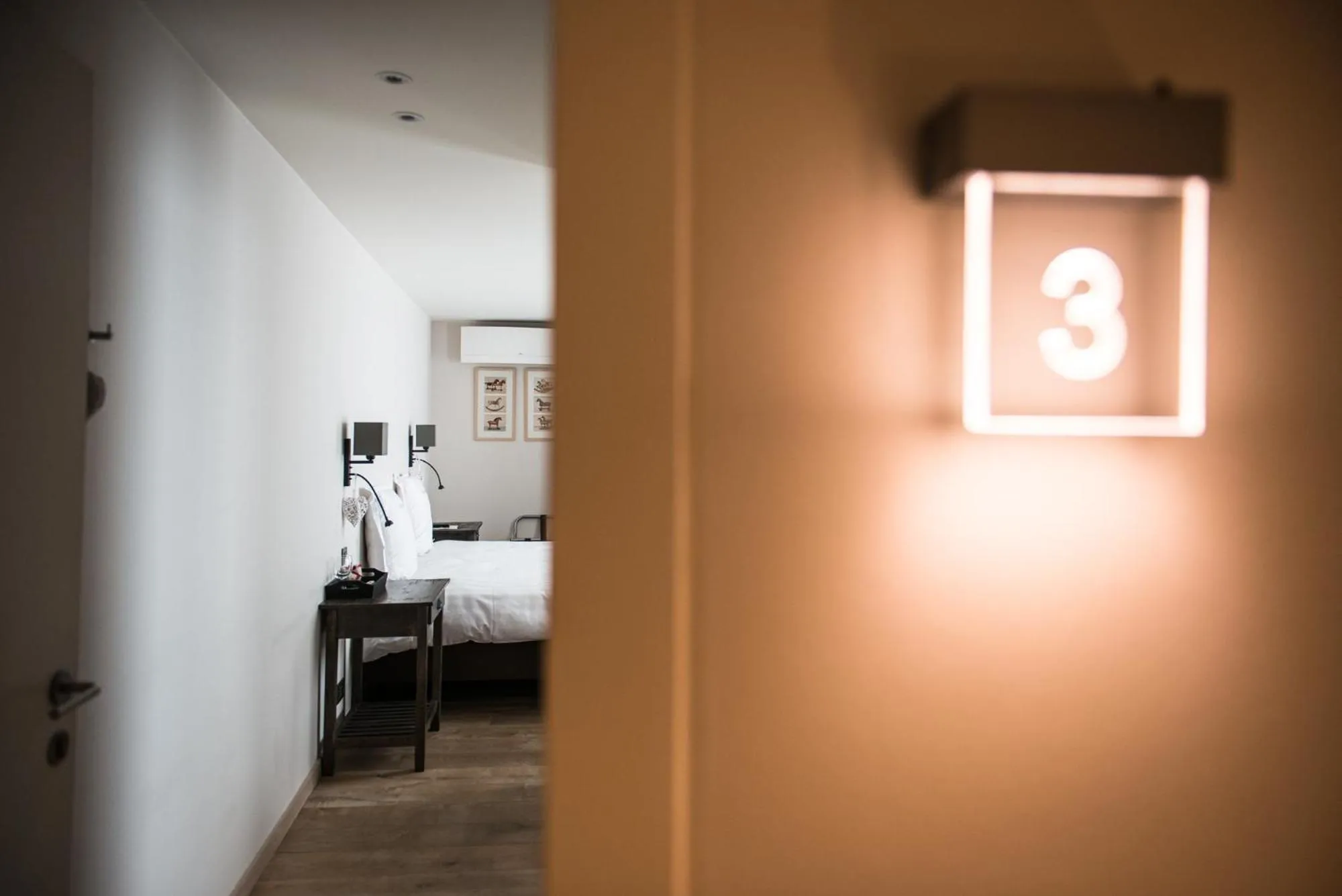 Bedroom, Bed in Maison de la Paix