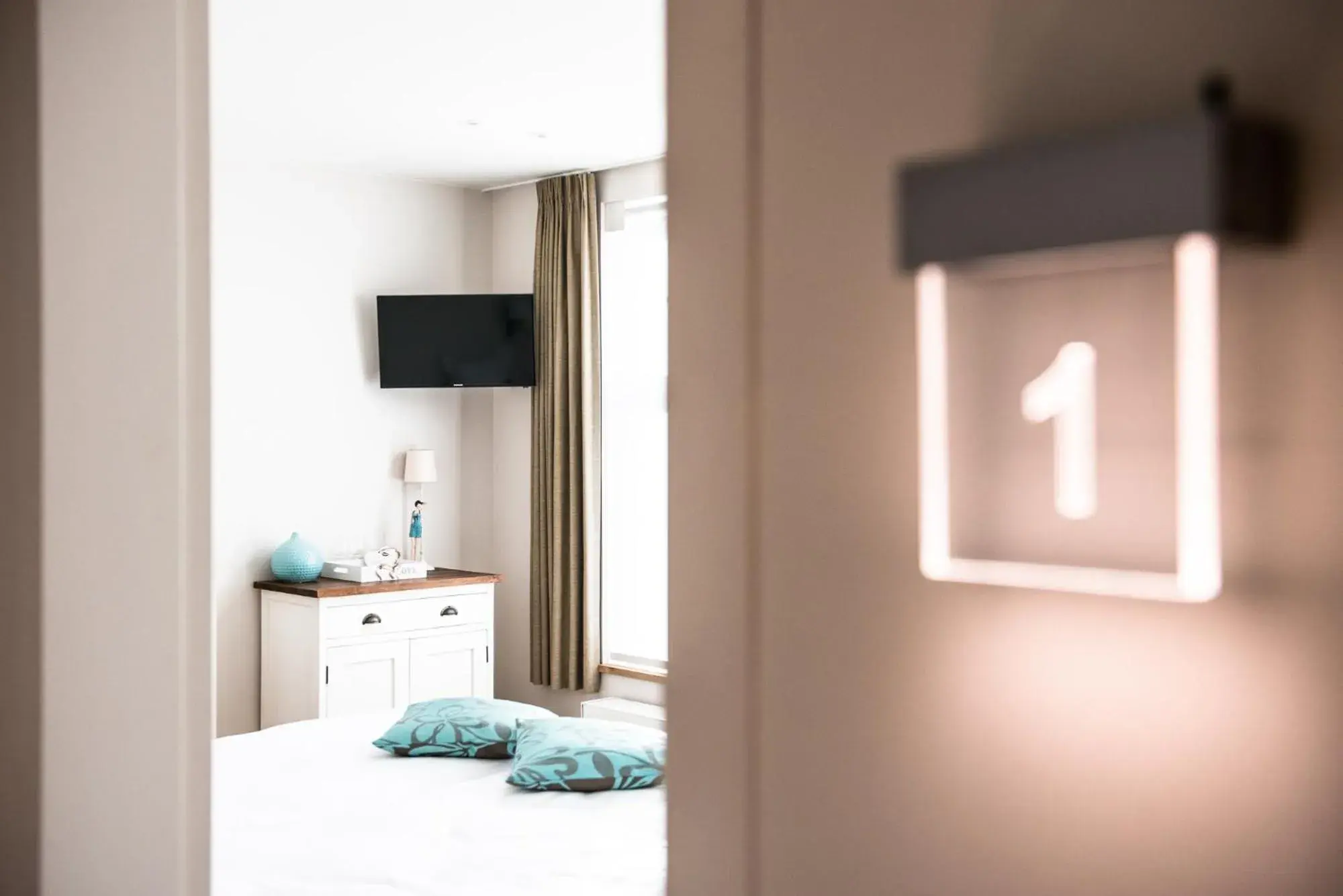 Standard Double Room - single occupancy in Maison de la Paix Standard Double Room - single occupancy in Maison de la Paix