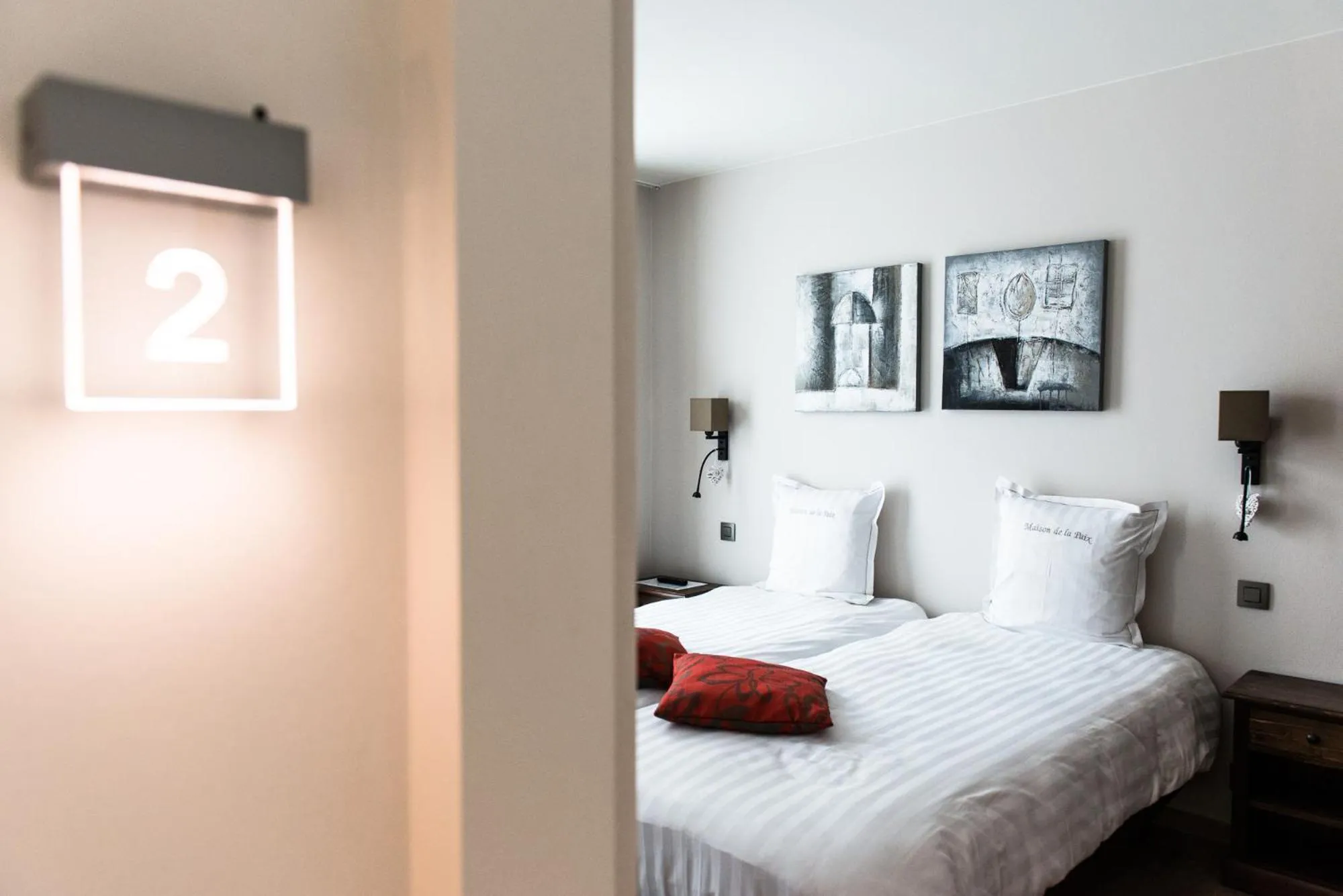 Bedroom, Bed in Maison de la Paix