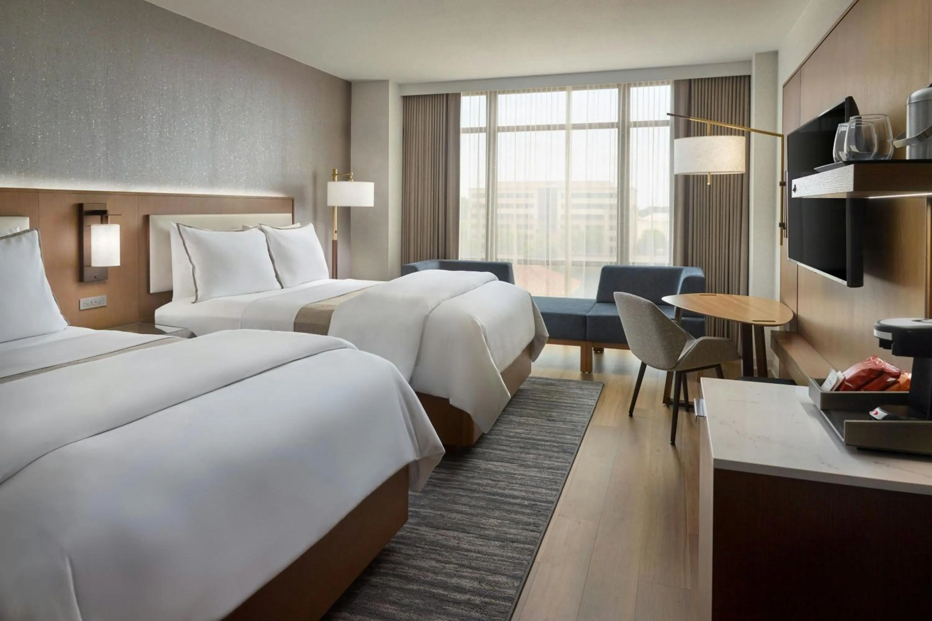 Photo of the whole room, Bed in The Westin Huntsville