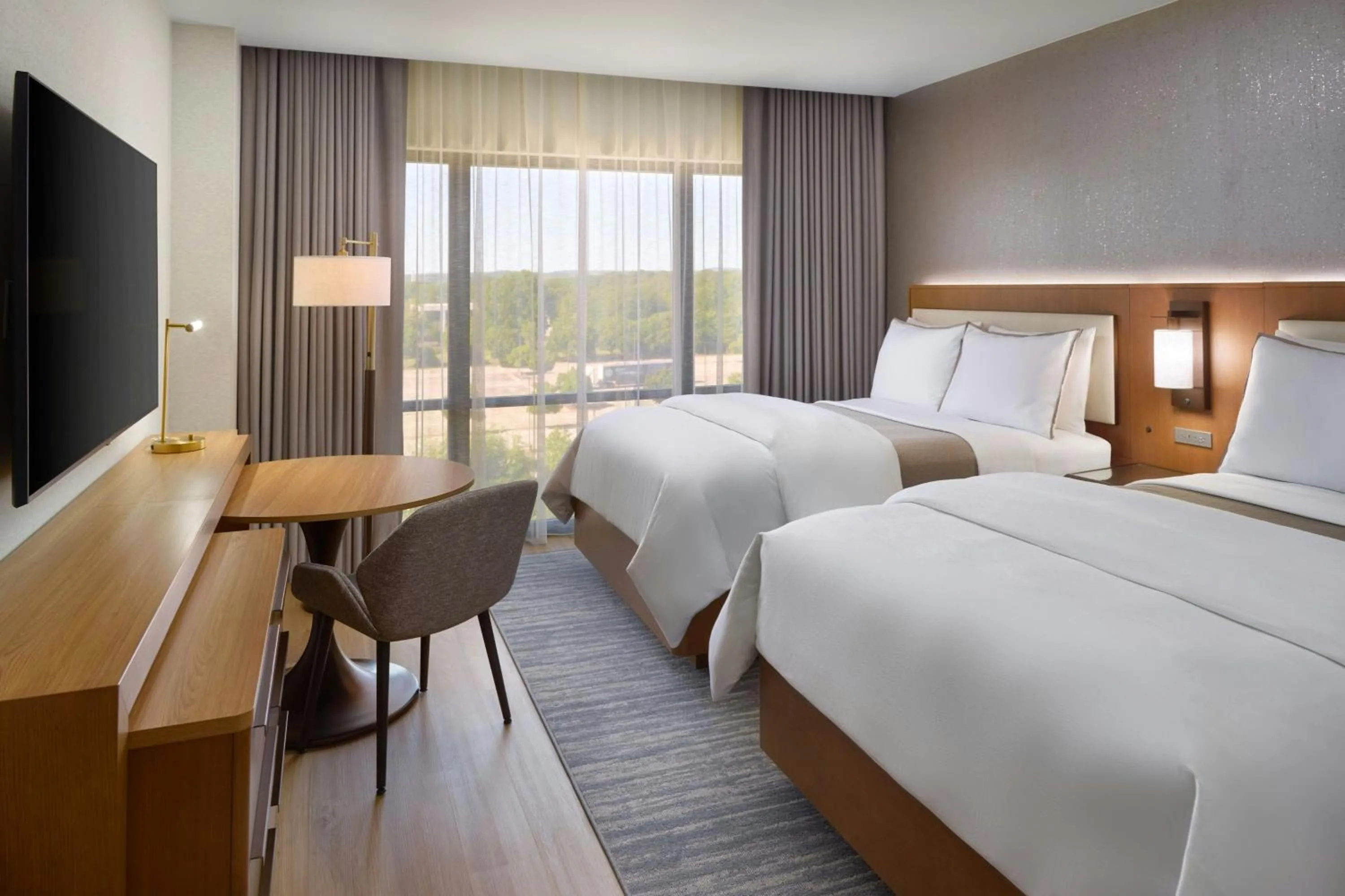 Photo of the whole room, Bed in The Westin Huntsville