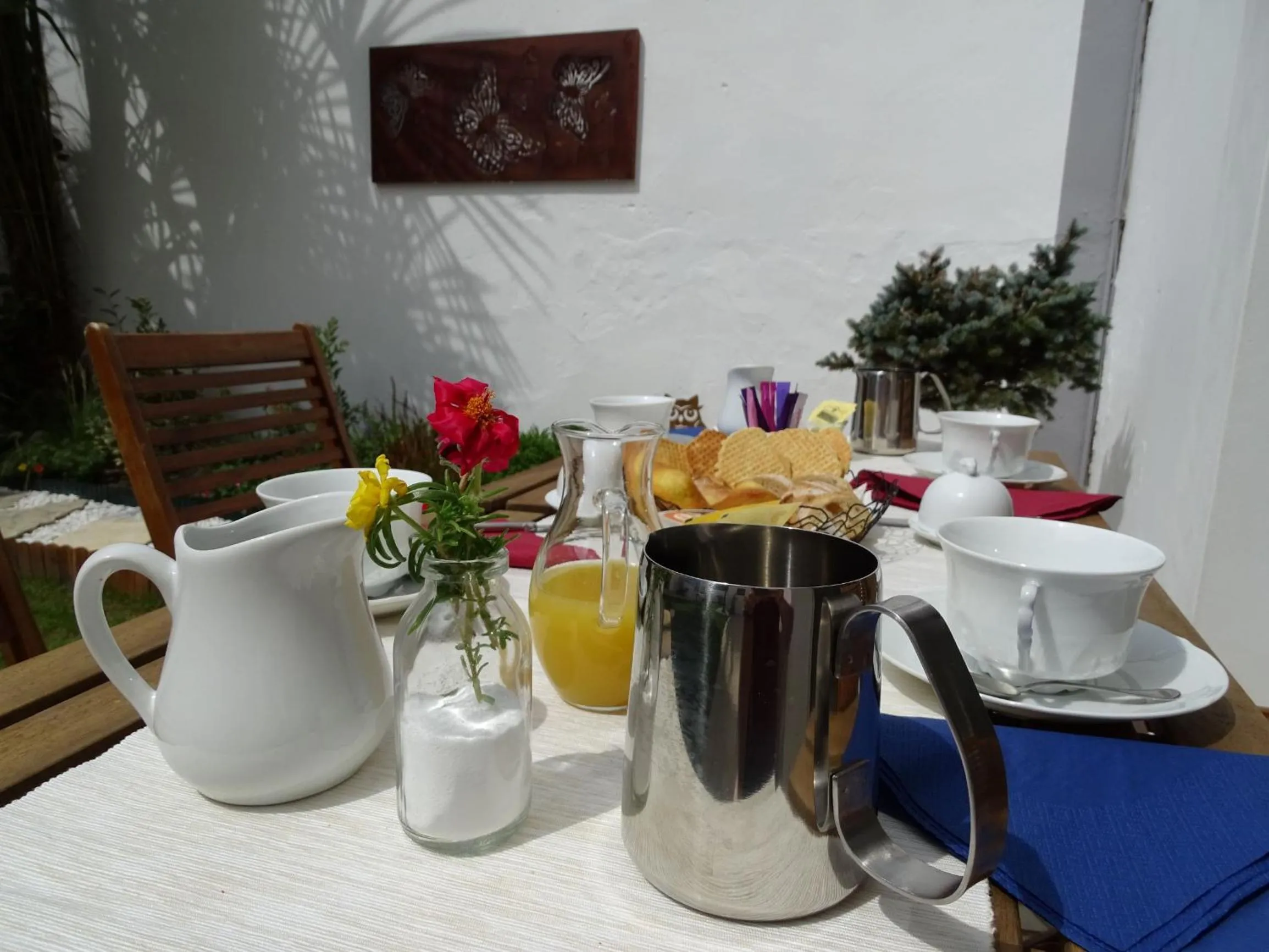 Continental breakfast in A la Vill'Adour