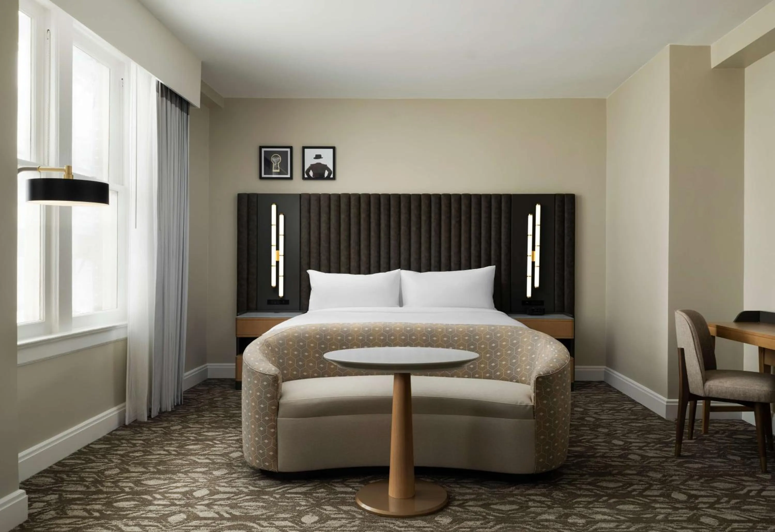 Bedroom, Bed in Hotel Flor Tampa Downtown, Tapestry Collection By Hilton