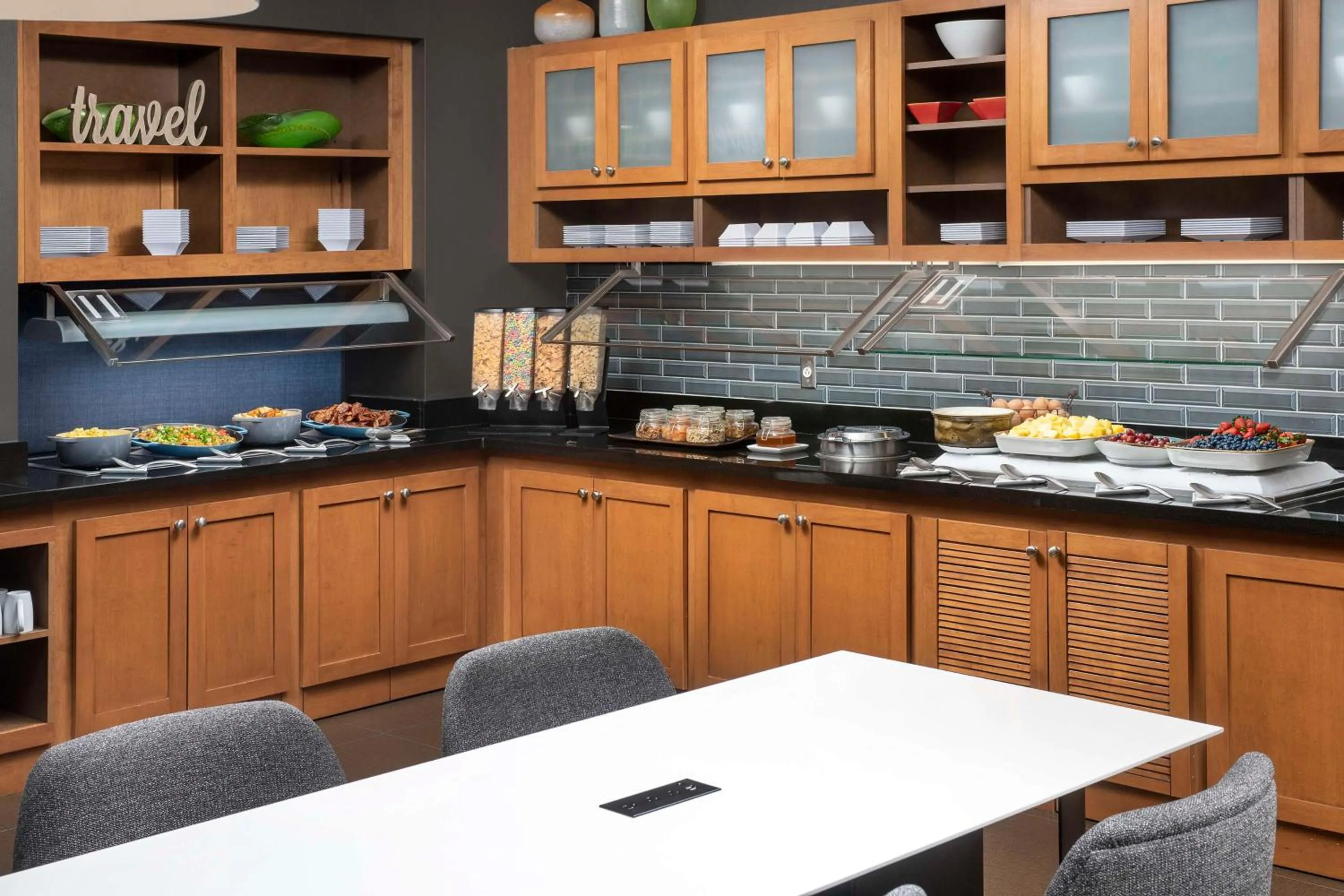 Breakfast in Hyatt Place Sugar Land