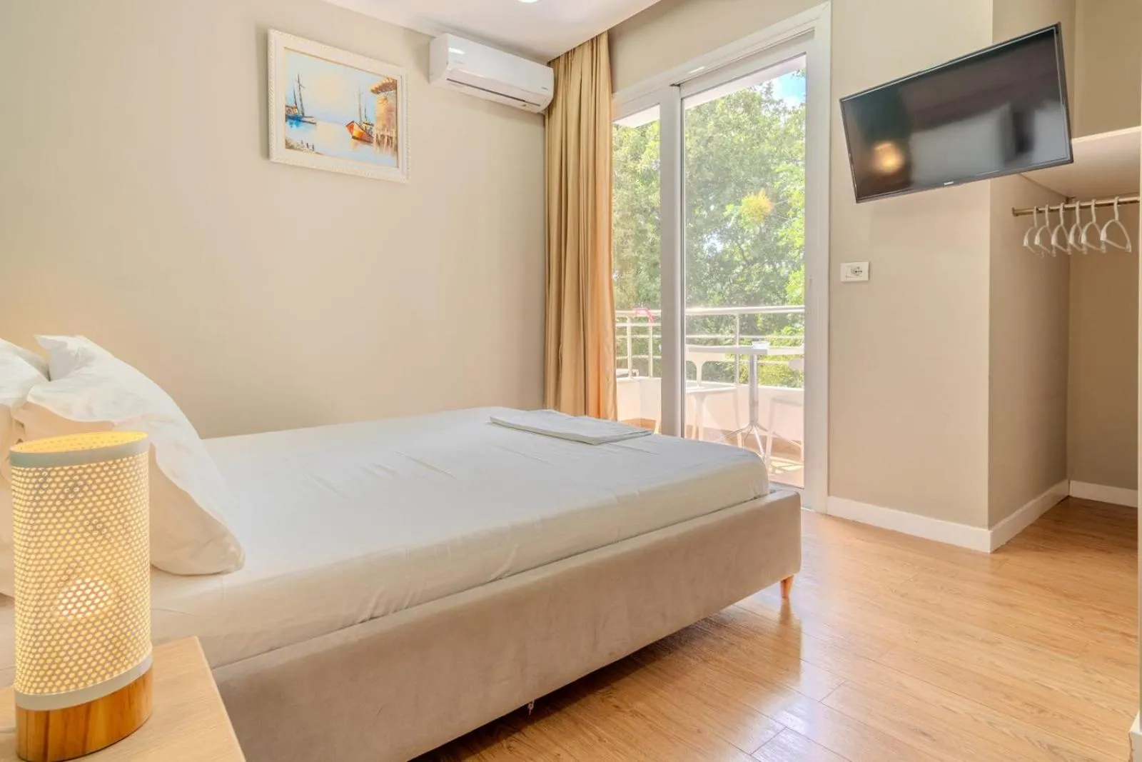 Bed in Aphrodite's Garden