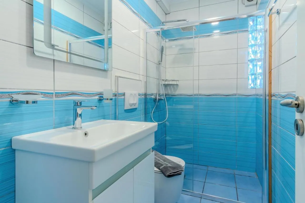 Bathroom in Aphrodite's Garden