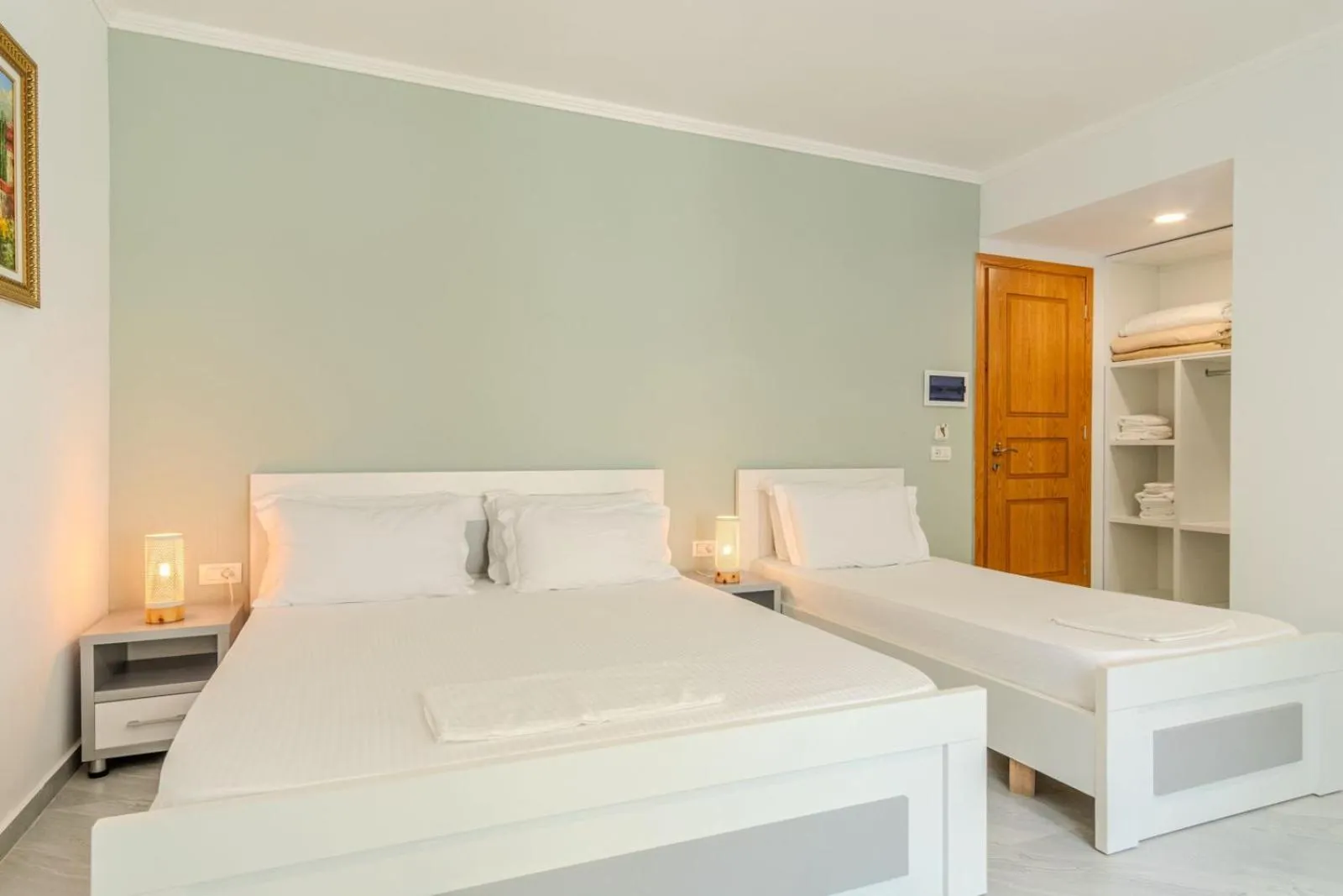 Bedroom, Bed in Aphrodite's Garden