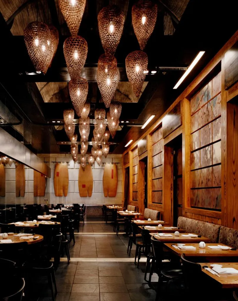 Restaurant/places to eat in Hotel Crescent Court