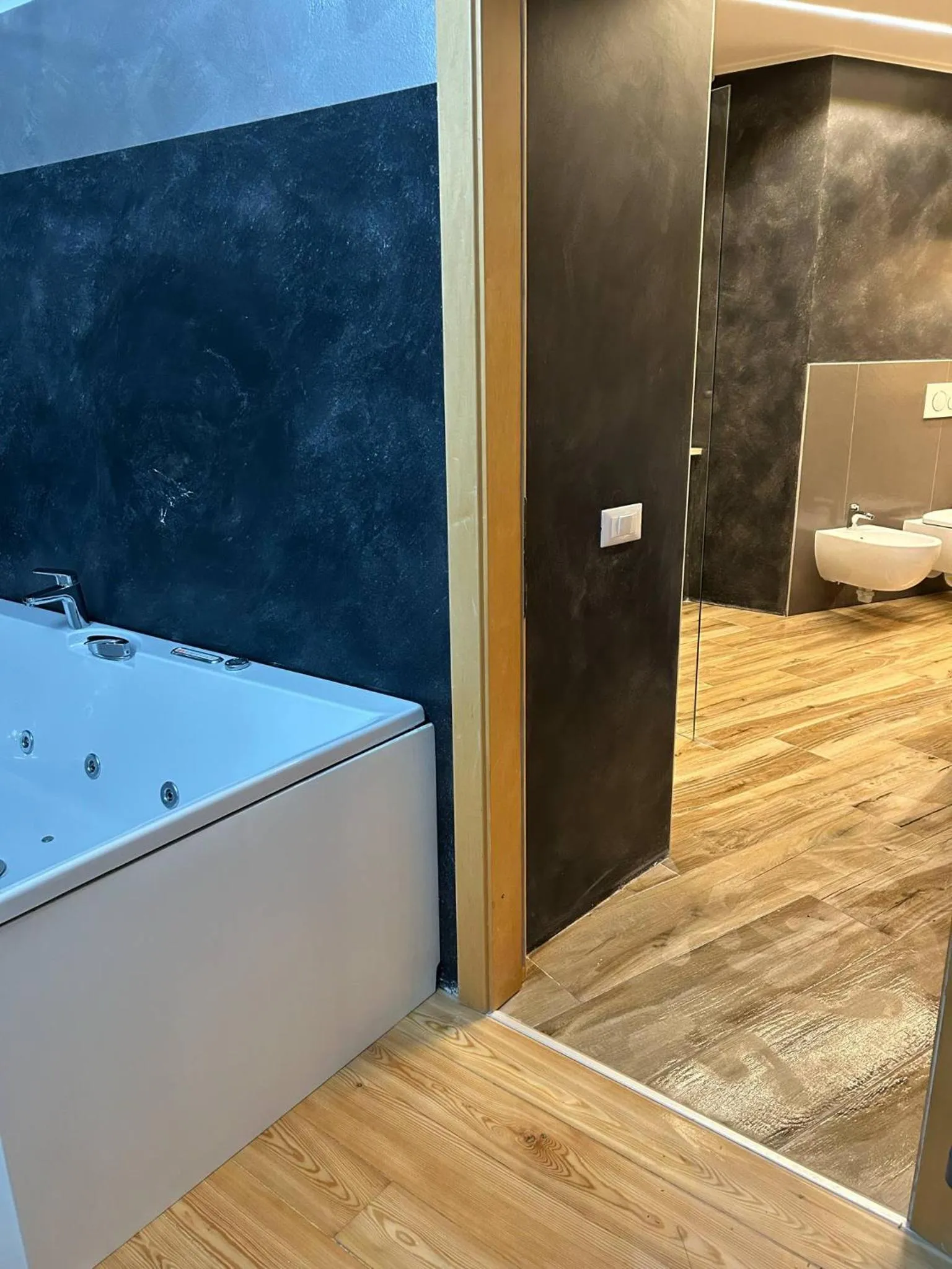 Hot Tub in Beb c’est lavis