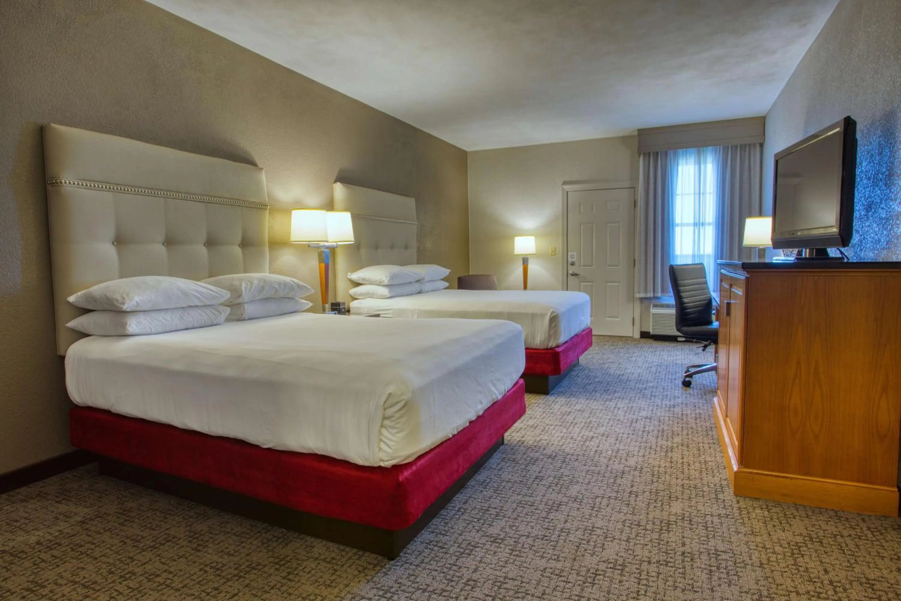 Bedroom, Bed in Drury Inn & Suites San Antonio Near La Cantera