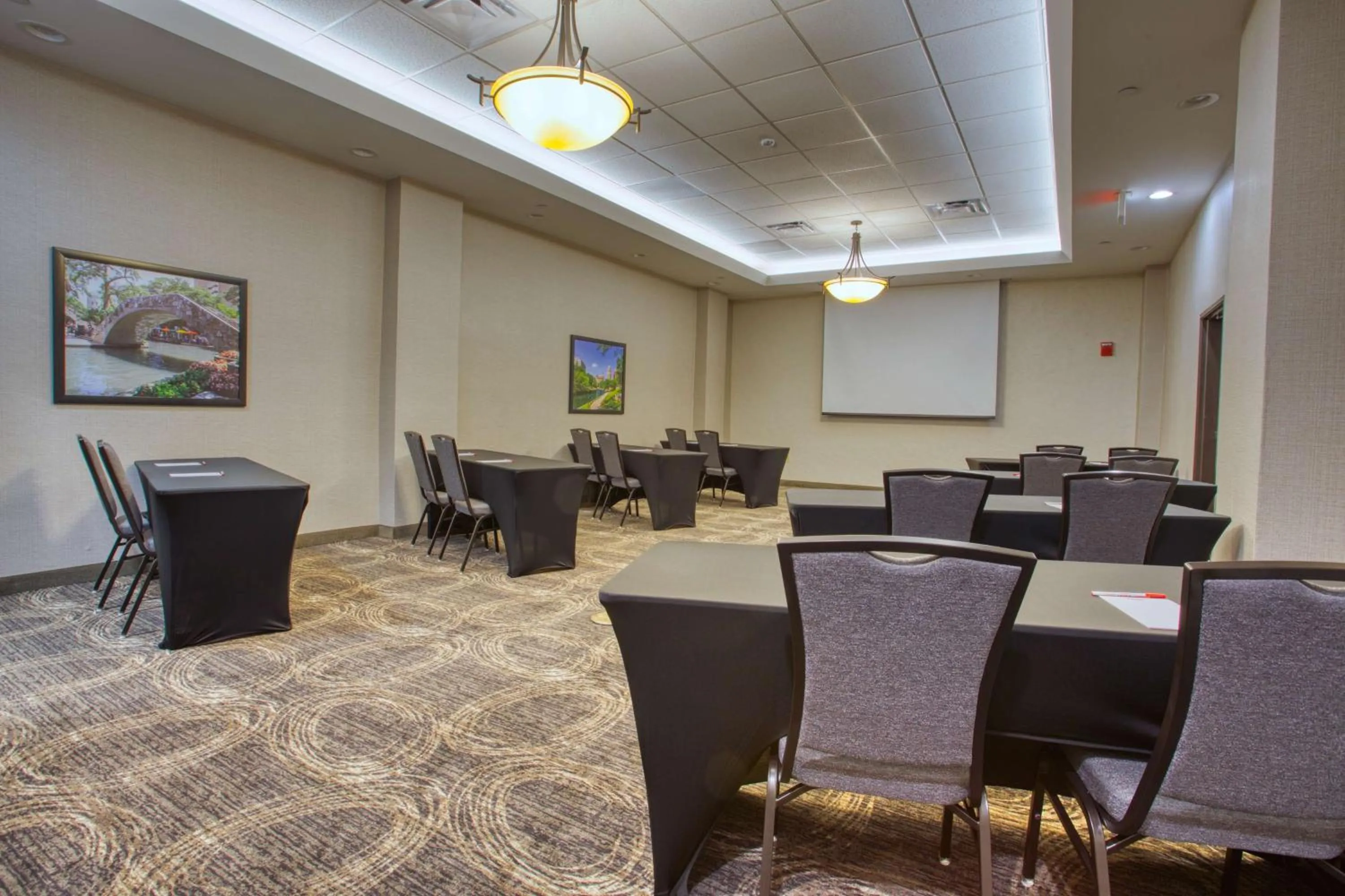 Spa and wellness centre/facilities in Drury Inn & Suites San Antonio Near La Cantera