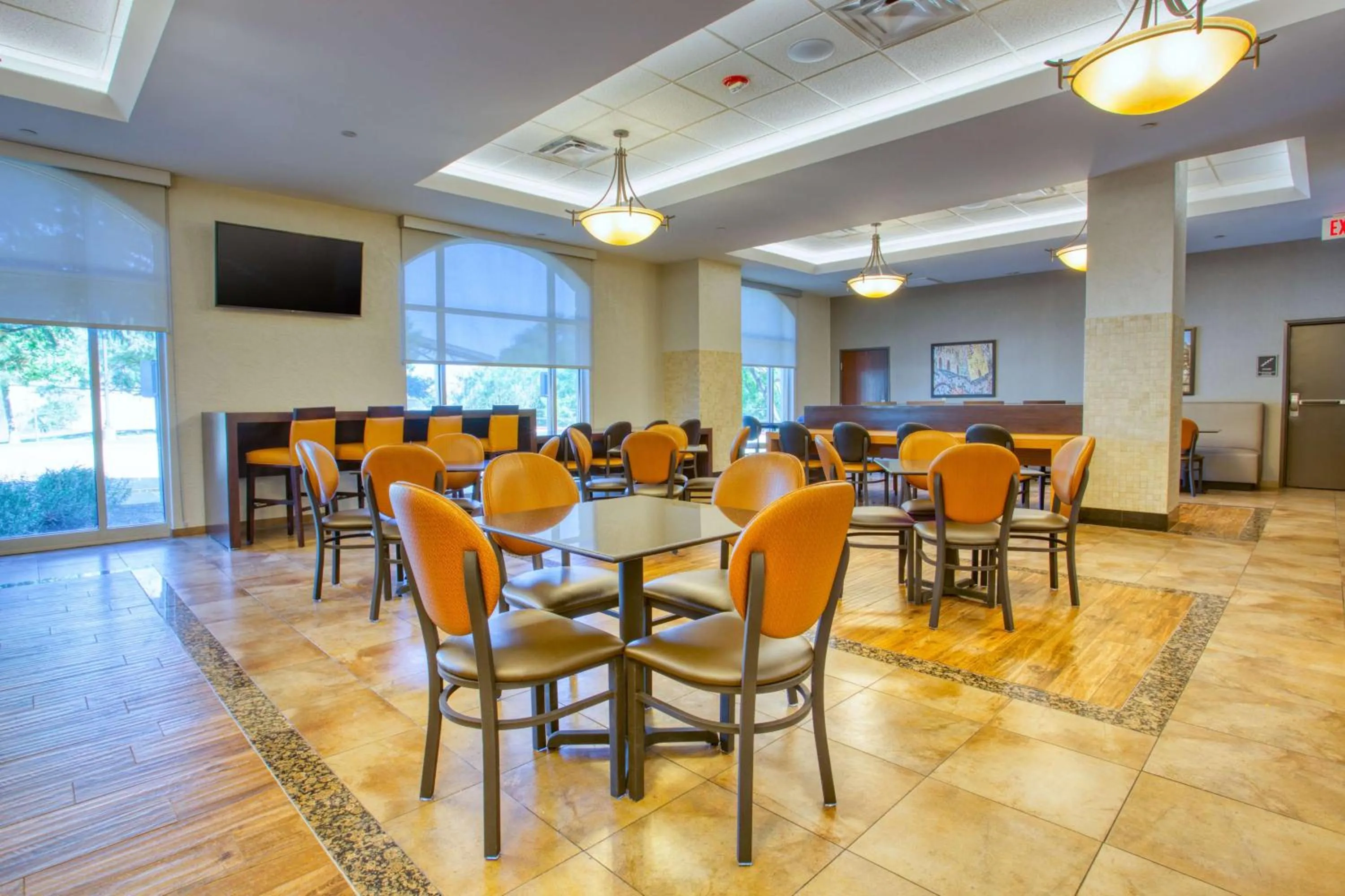 Restaurant/places to eat in Drury Inn & Suites San Antonio Near La Cantera