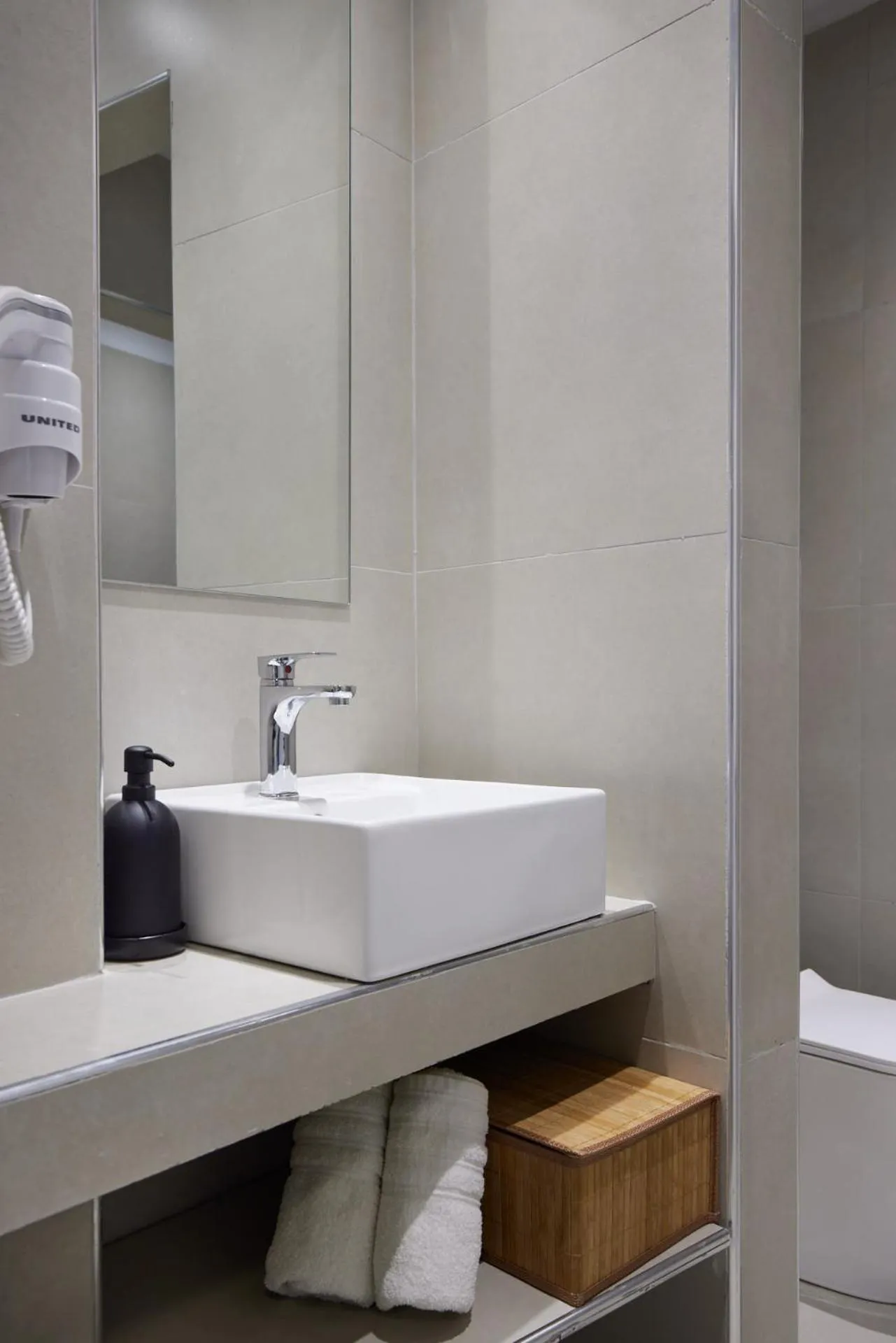 Athenian Sensations Apartments and Suites in the Heart of Athens