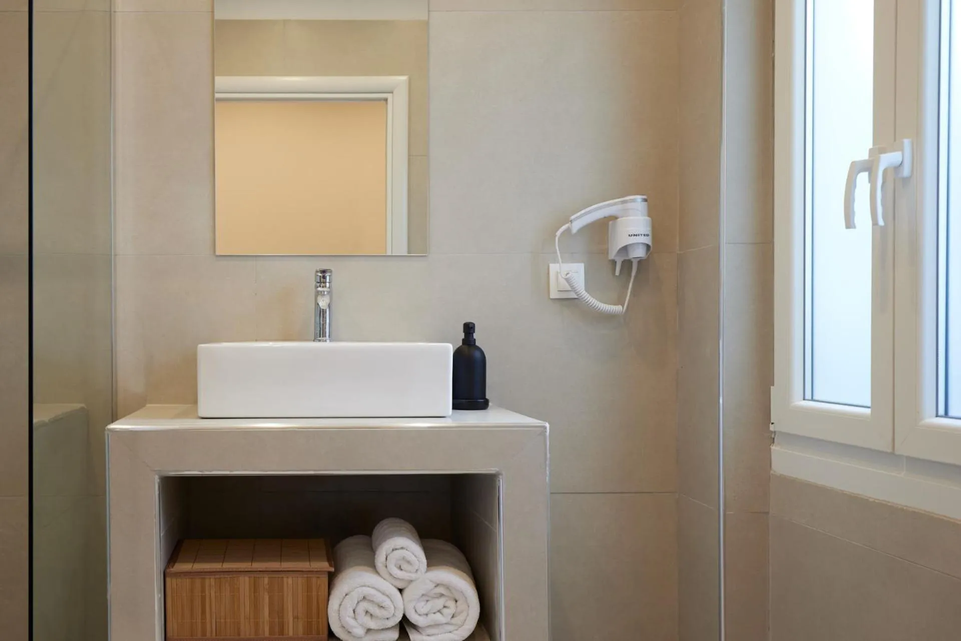 Athenian Sensations Apartments and Suites in the Heart of Athens