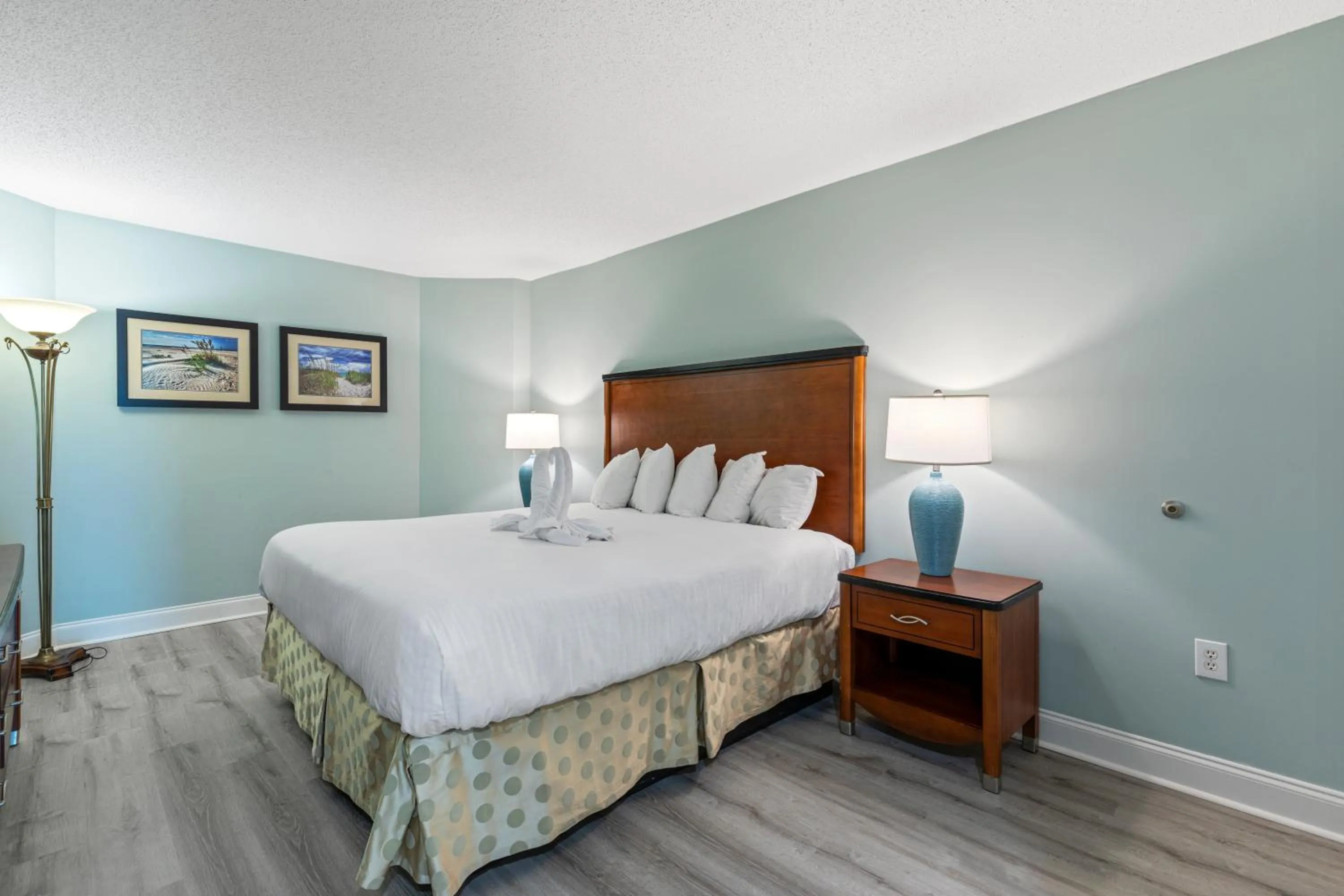 Bed in Sandy Beach Resort