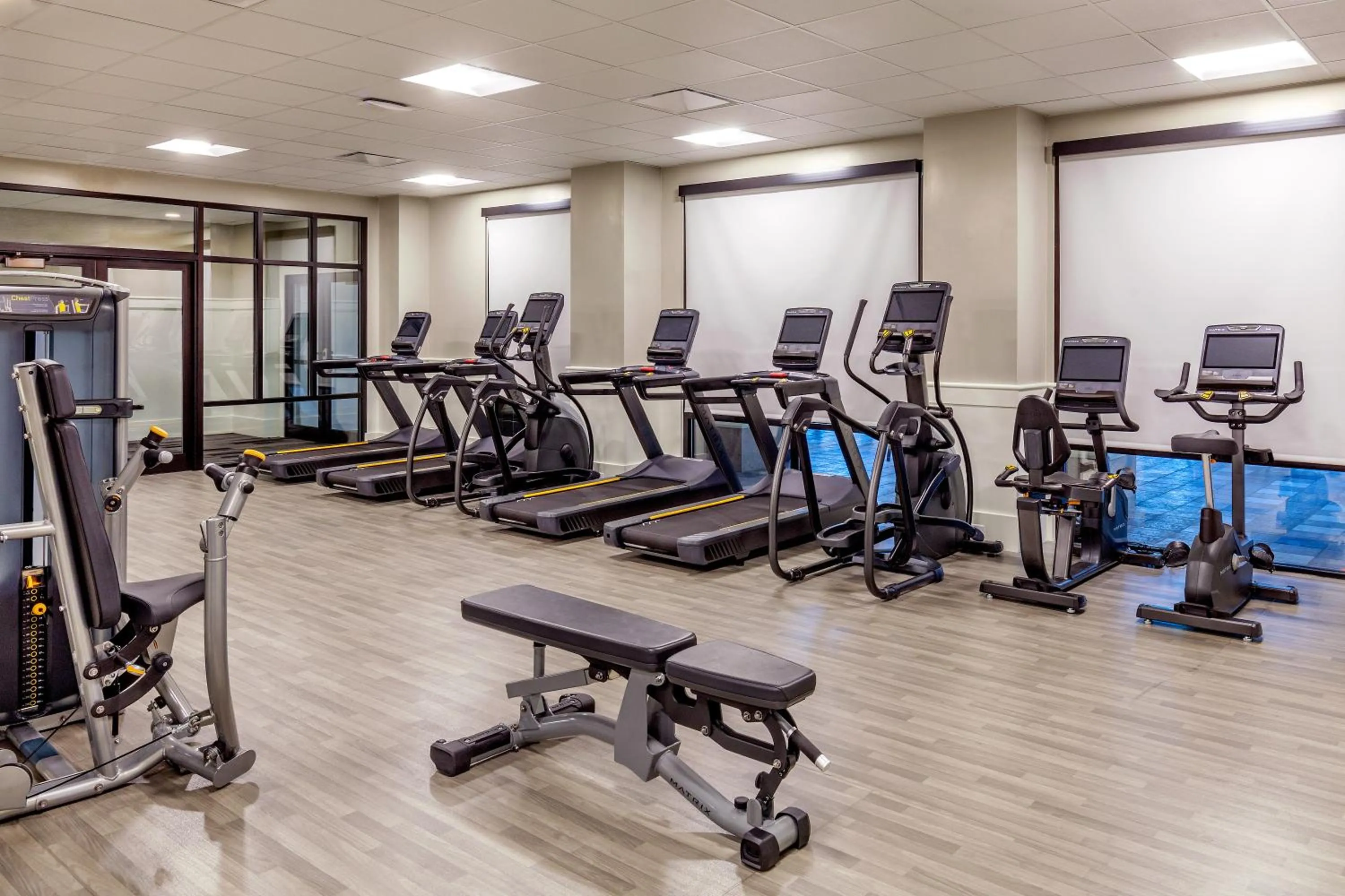 Fitness centre/facilities in Four Points by Sheraton Norwood Conference Center