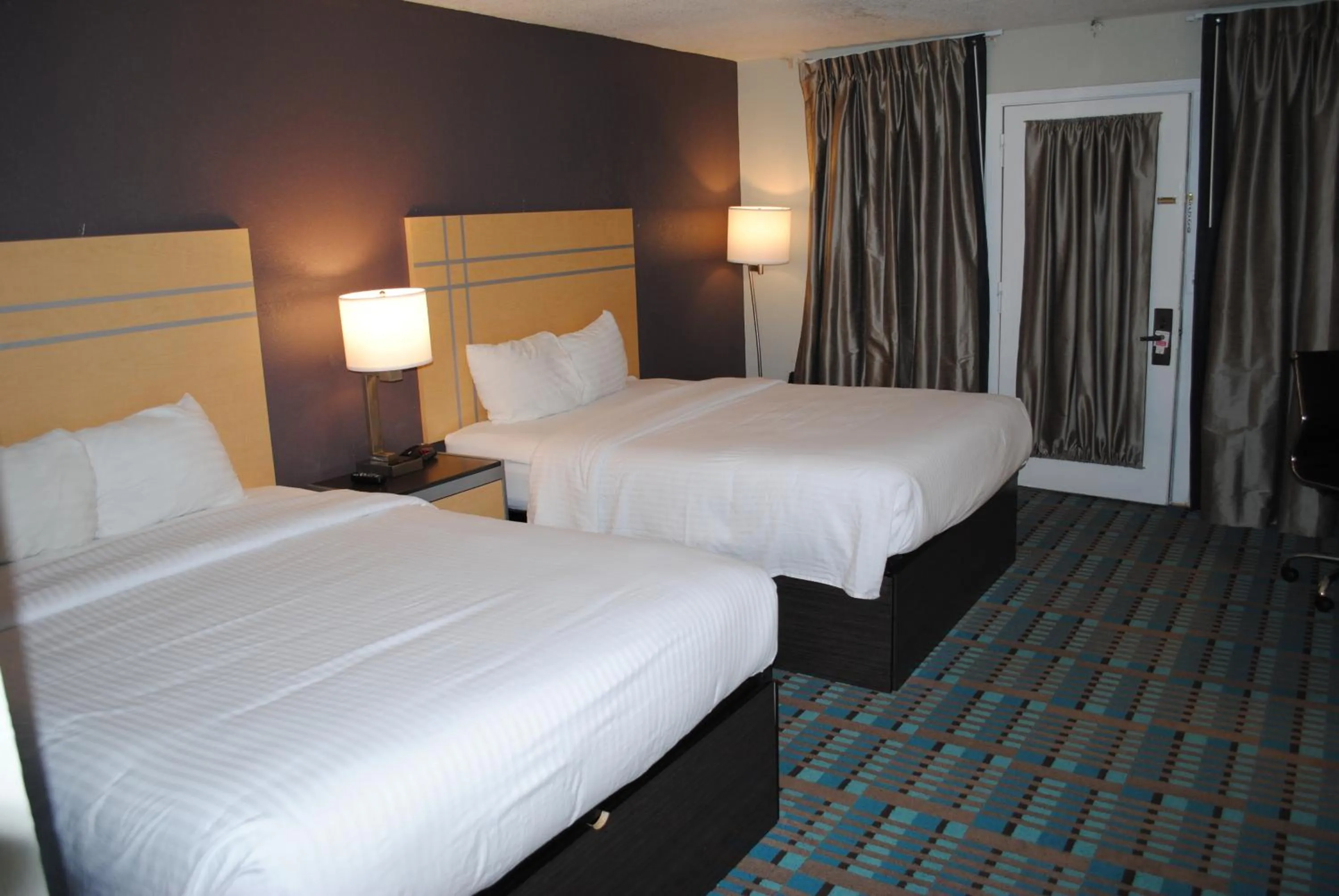 Photo of the whole room, Bed in Studio 6 Amarillo, TX West Medical Center