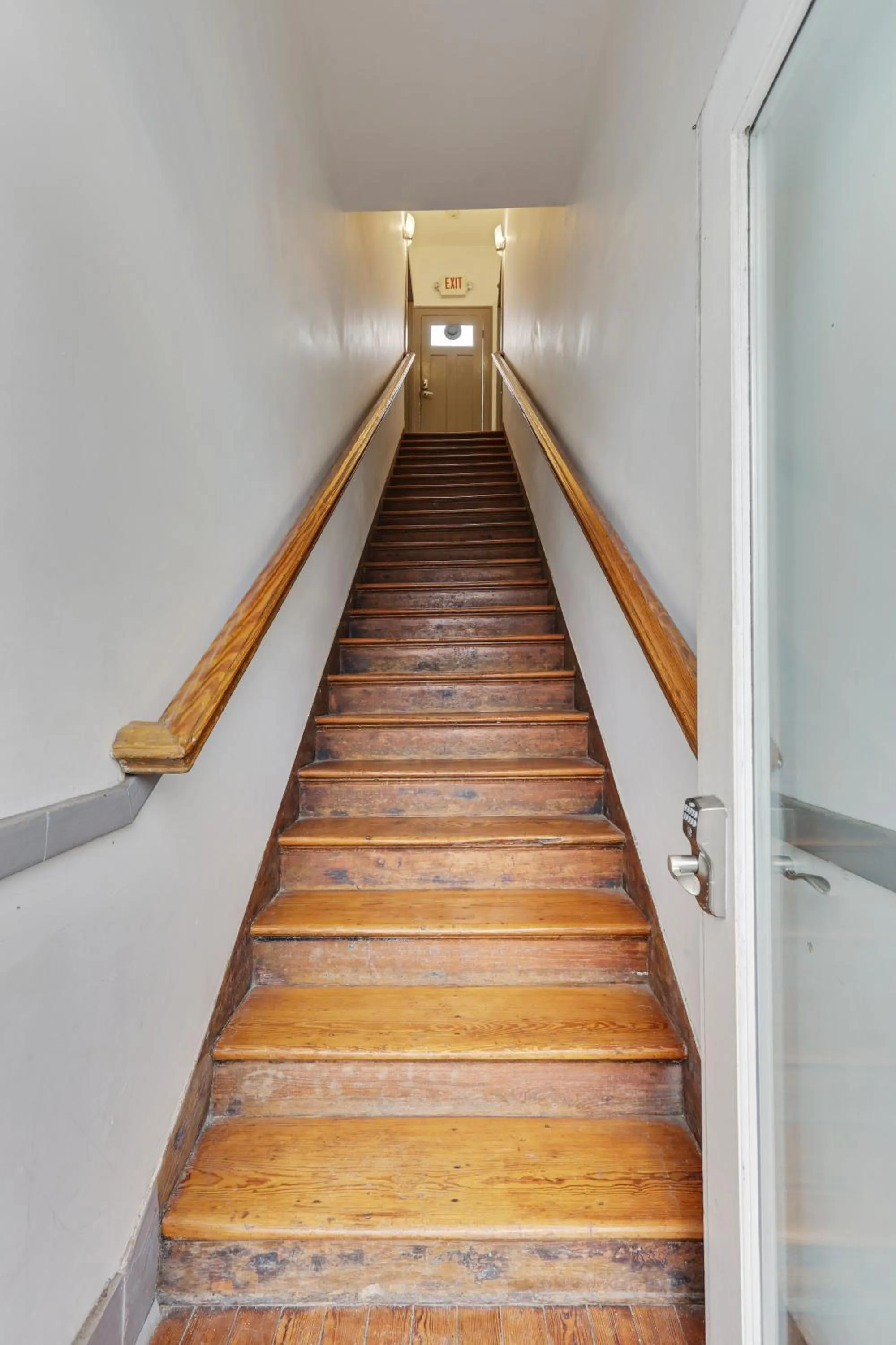 Freret Apartments near Streetcar & Tulane