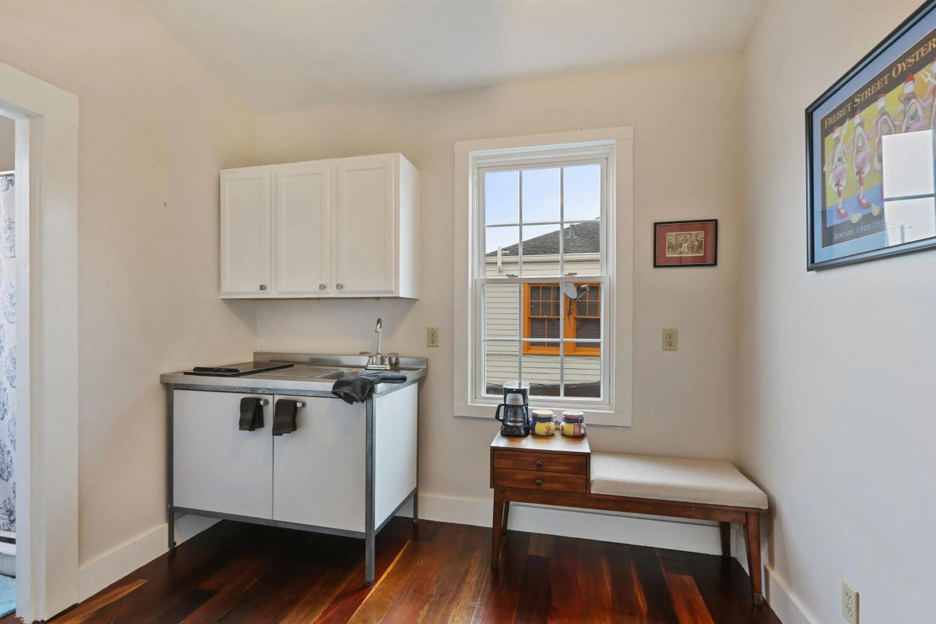 Freret Apartments near Streetcar & Tulane