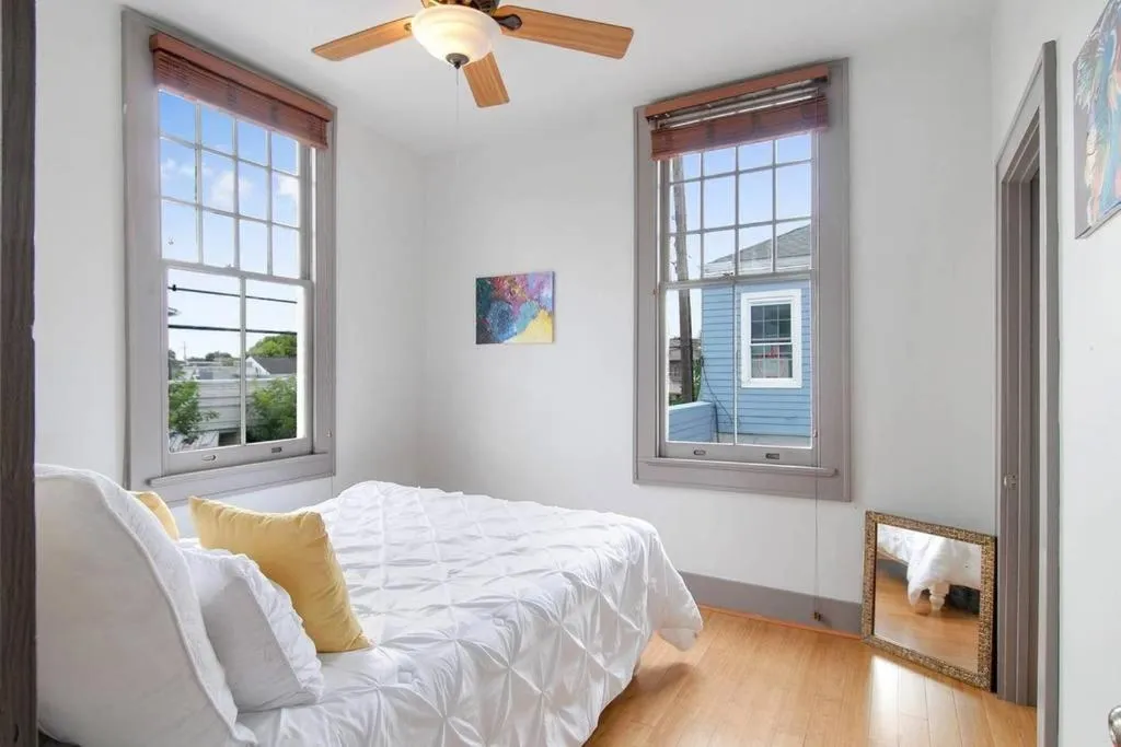 Bedroom, Bed in Freret Apartments near Streetcar & Tulane