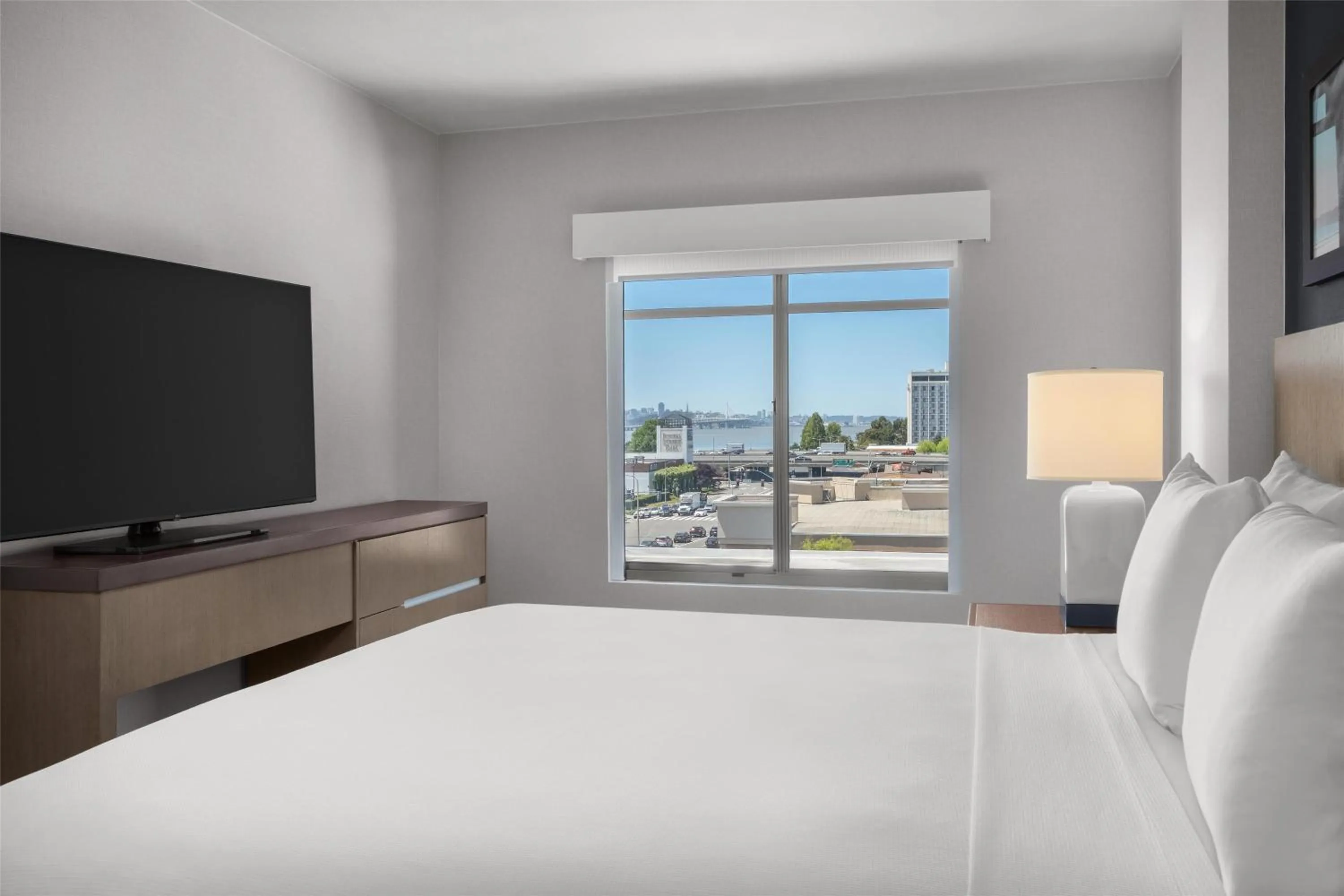 Bedroom, Bed in Hyatt House Emeryville