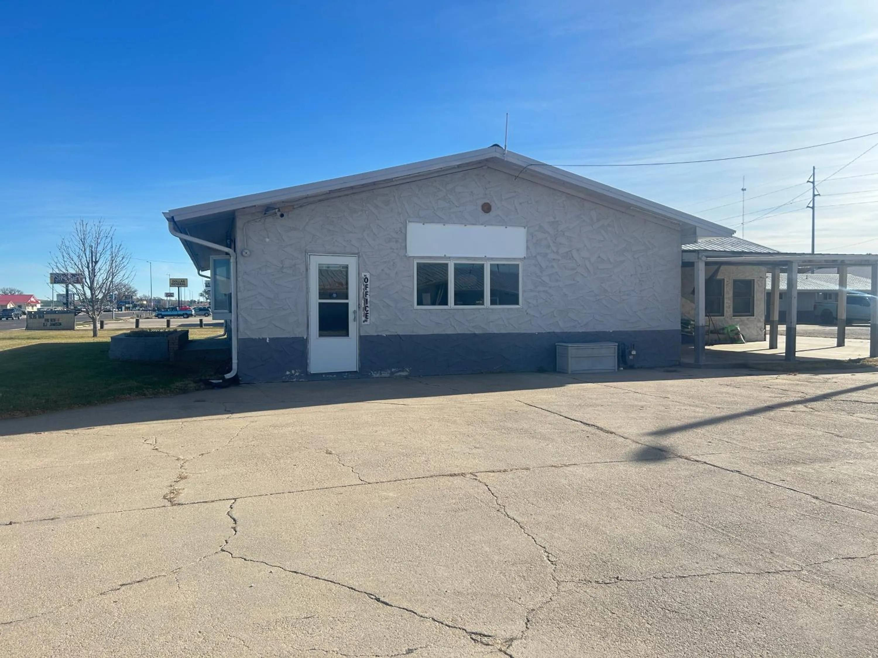 Property building in Gateaway Motel Broken Bow NE