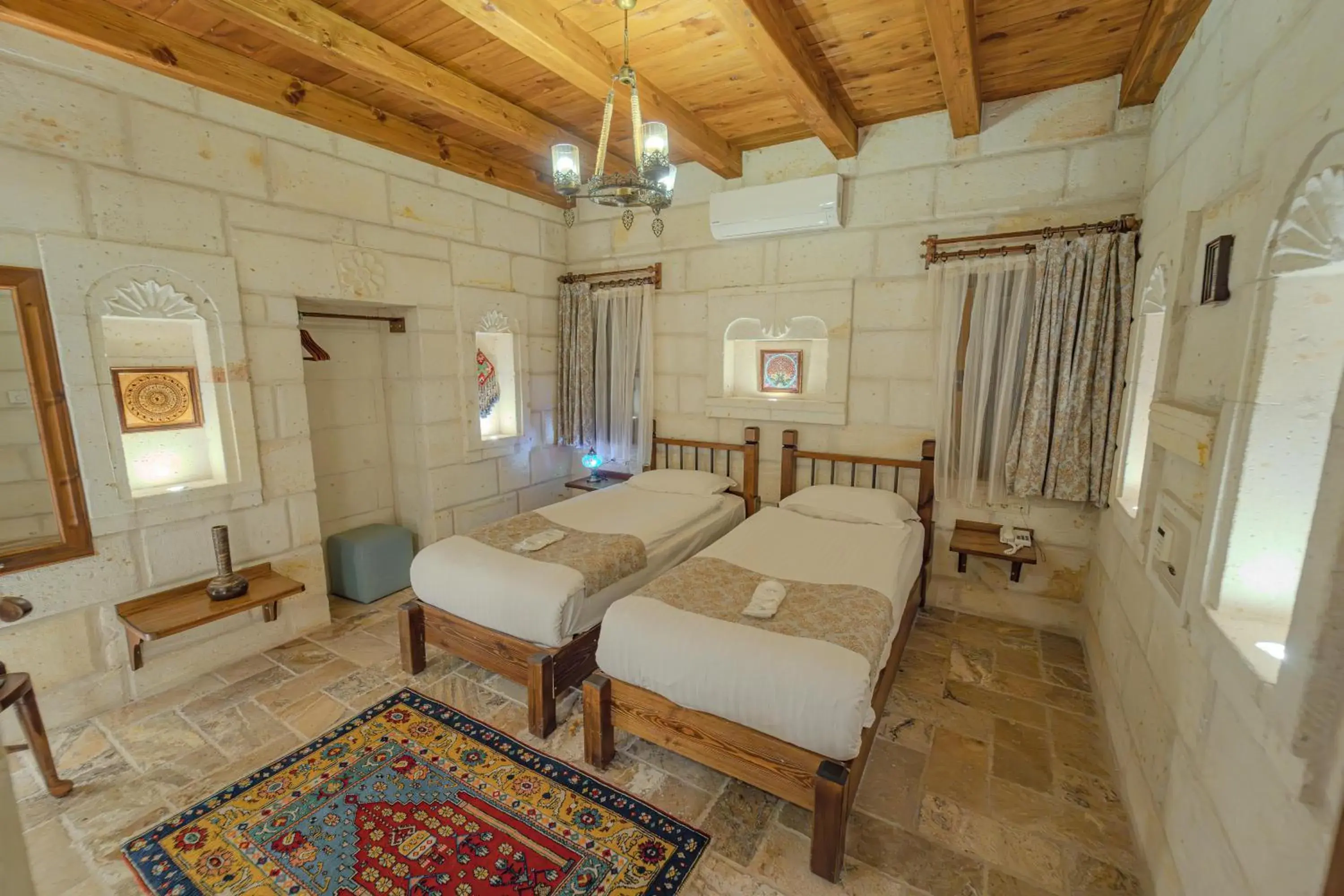 Twin Stone Room in Zara Cave Hotel Twin Stone Room in Zara Cave Hotel