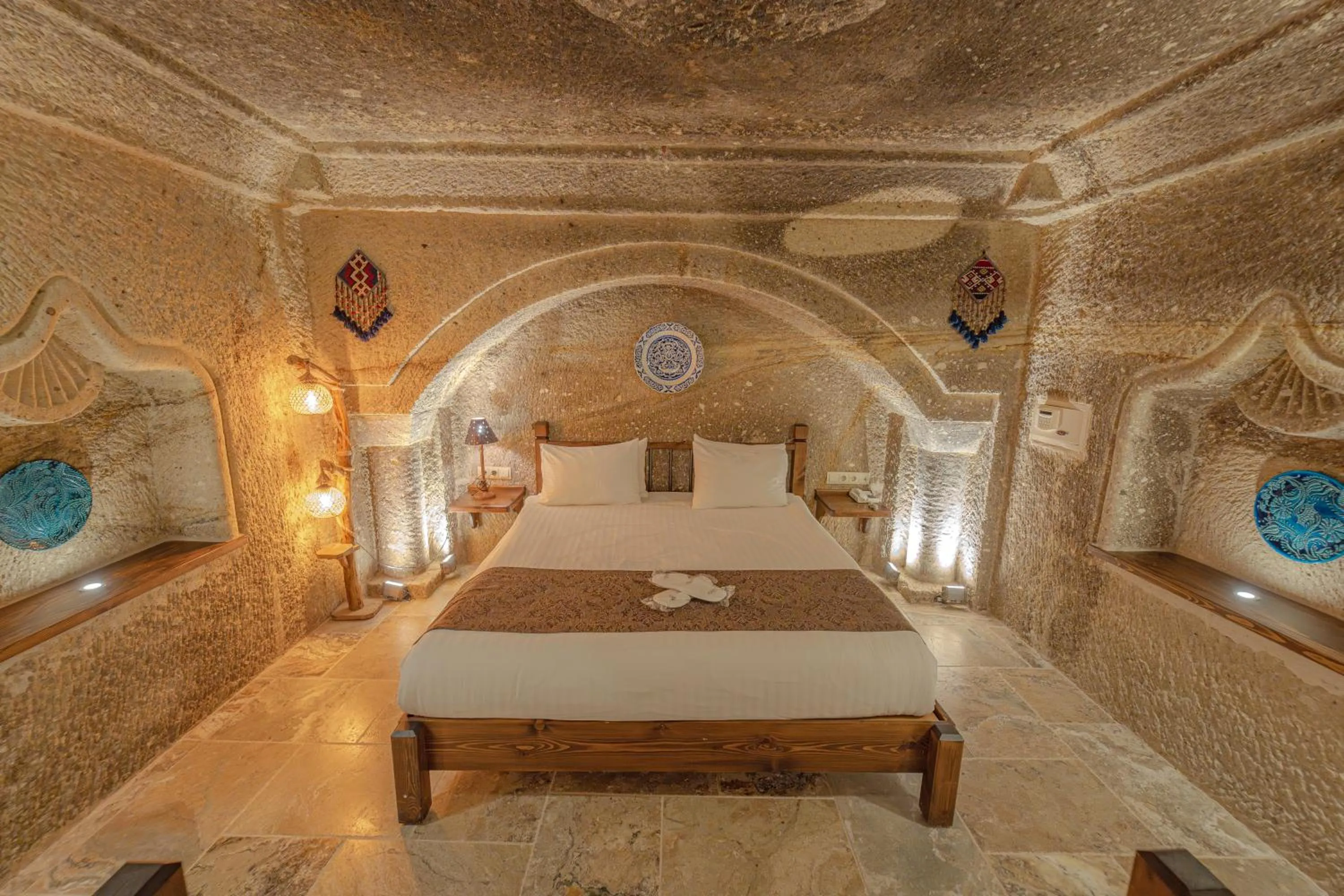 Bed in Zara Cave Hotel