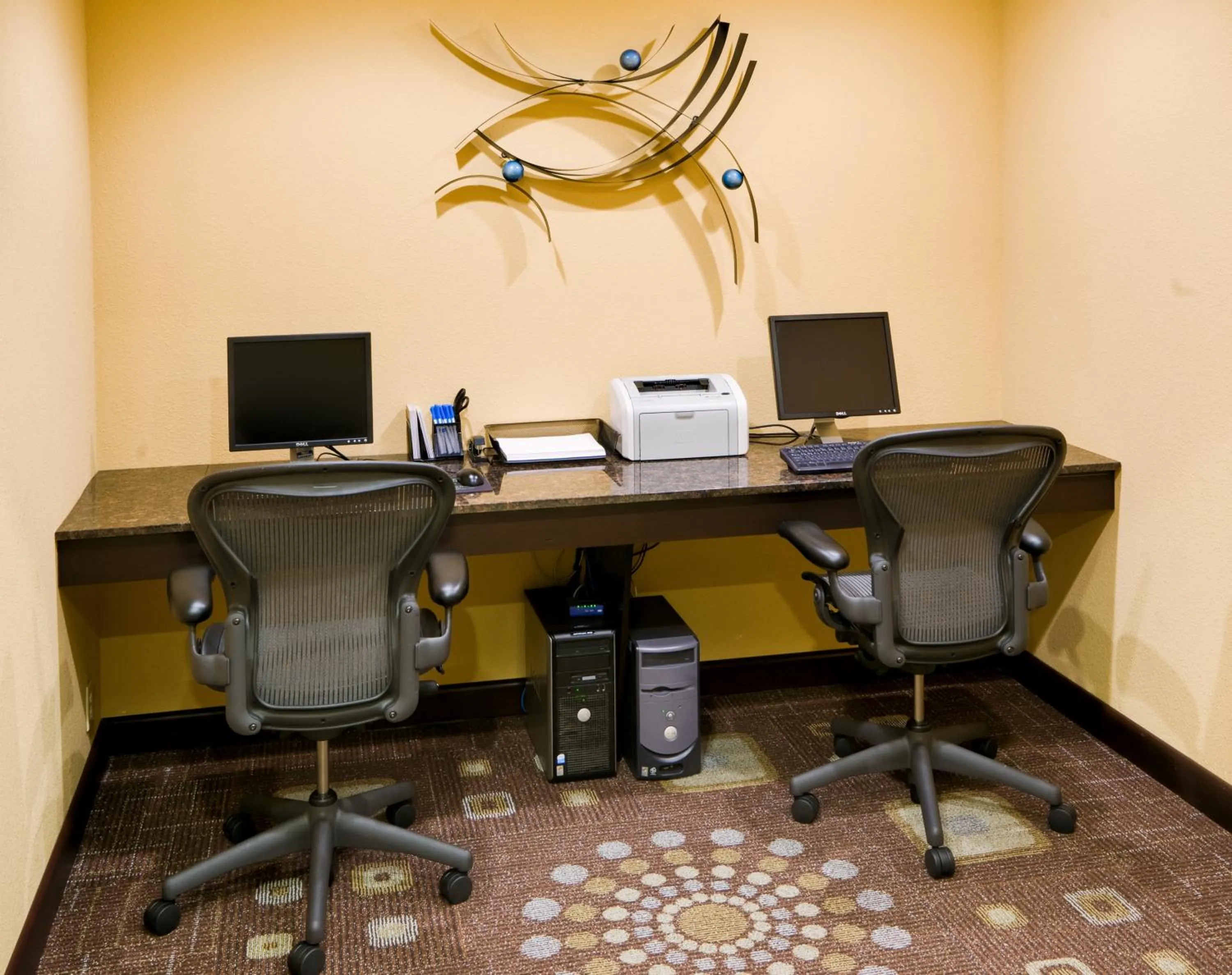 Business facilities in Wyndham Garden Oklahoma City Resort & Conference Hotel Near Airport, Fairgrounds Paycom & I40