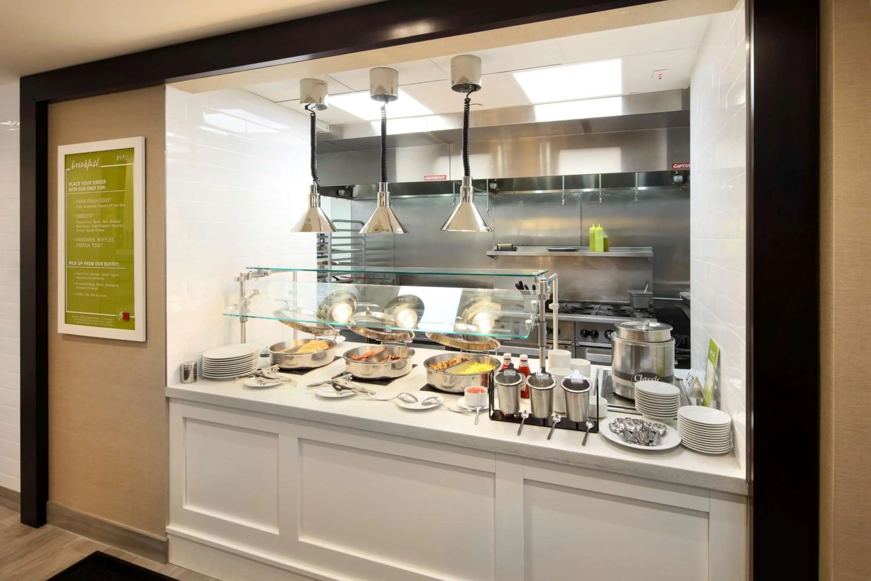 Restaurant/places to eat in Hilton Garden Inn Reagan National Airport