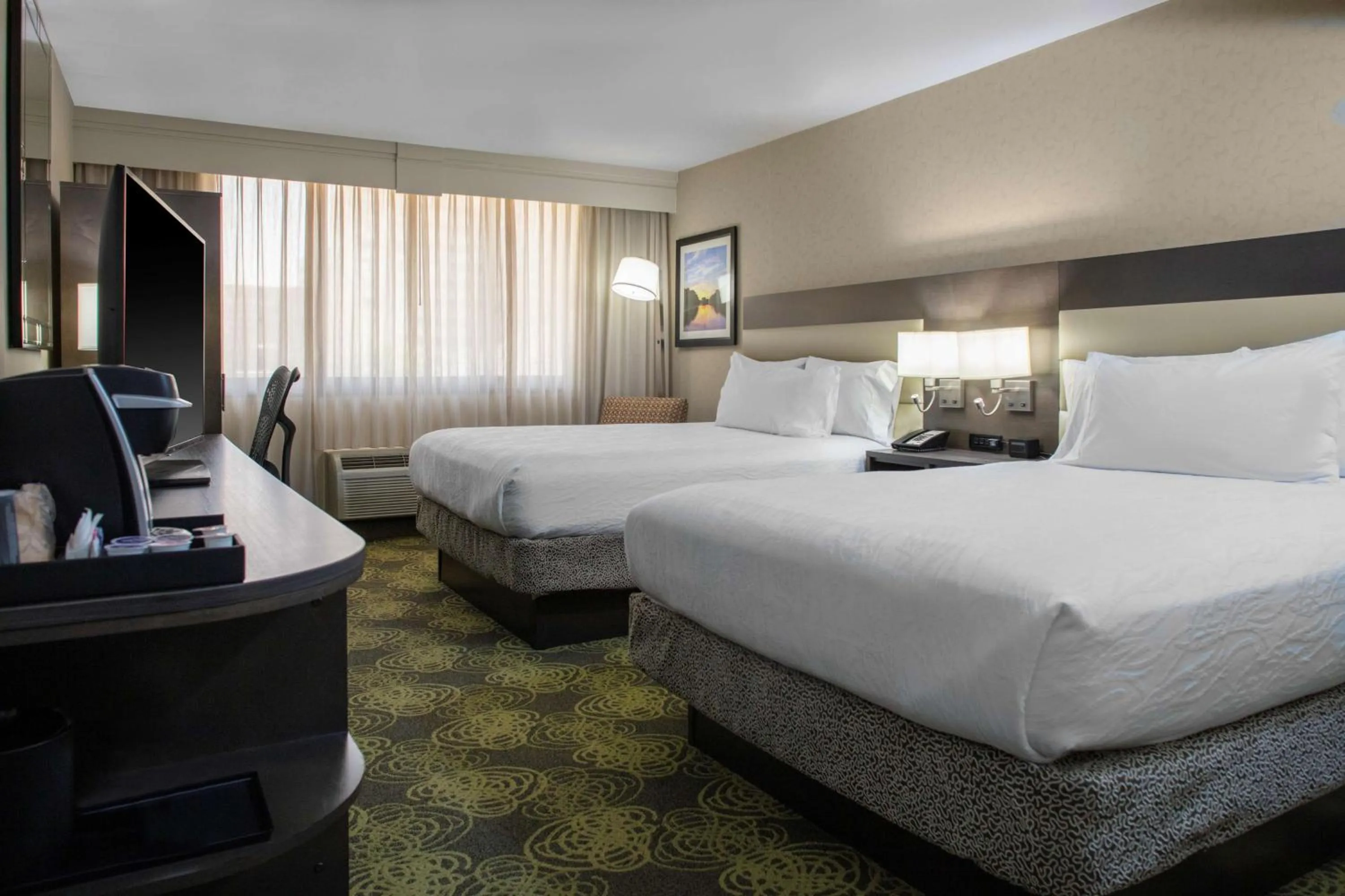 Bed in Hilton Garden Inn Reagan National Airport