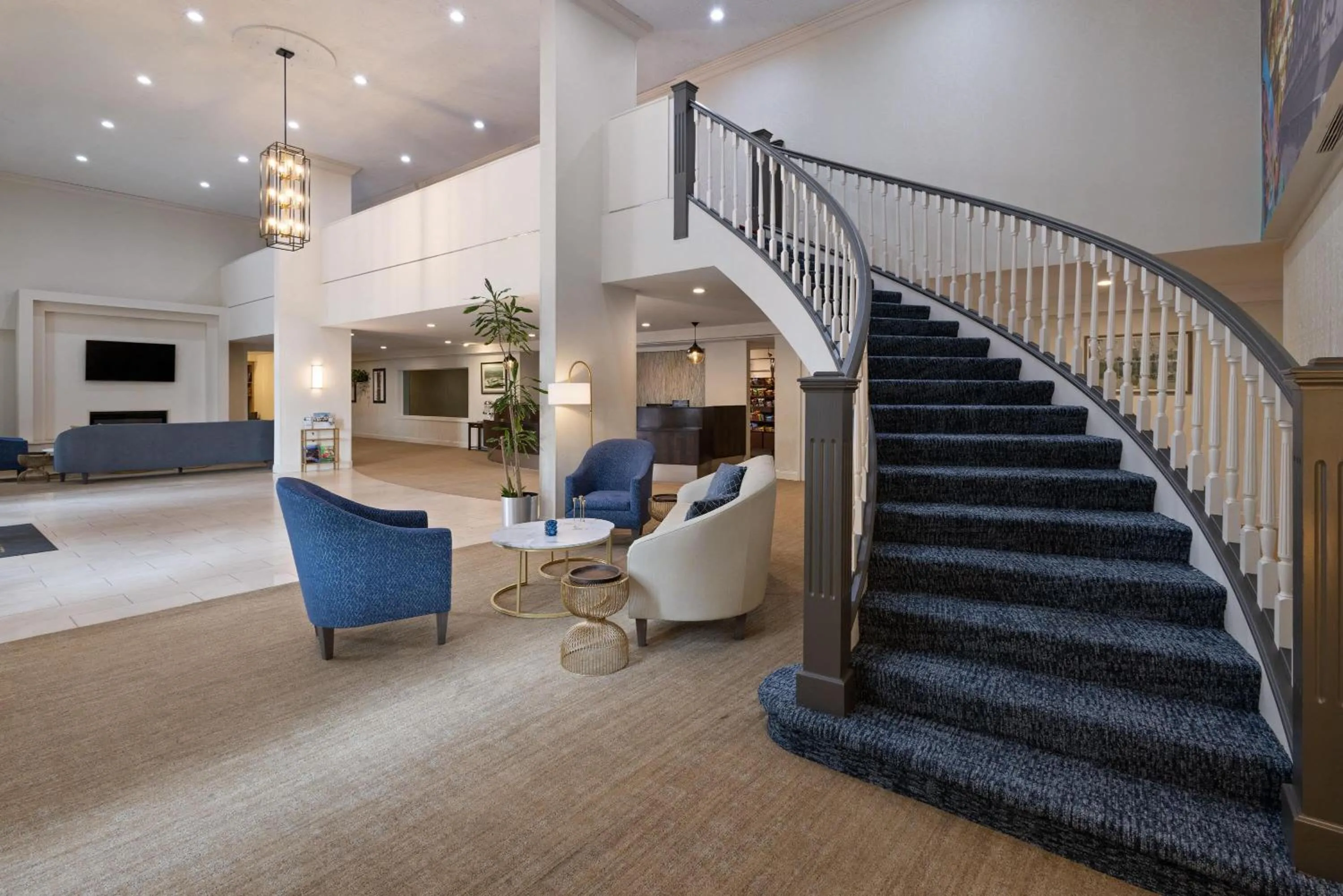 Lobby or reception in Penn Harris Hotel Harrisburg, Trademark by Wyndham