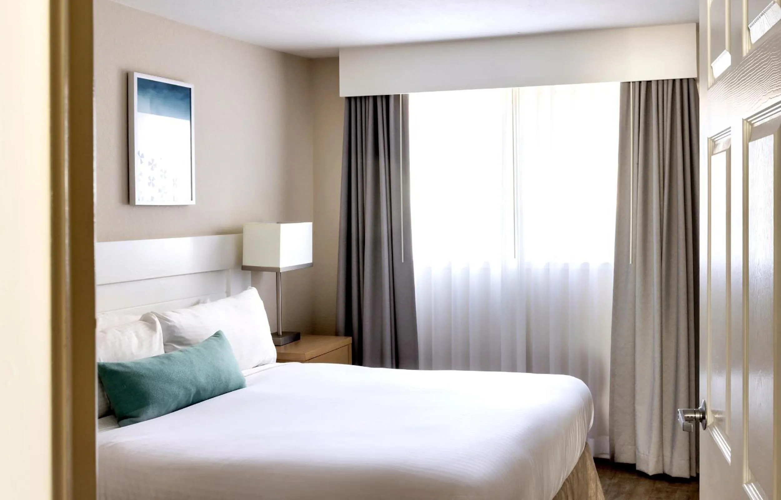 Bed in Seascape Beach Resort