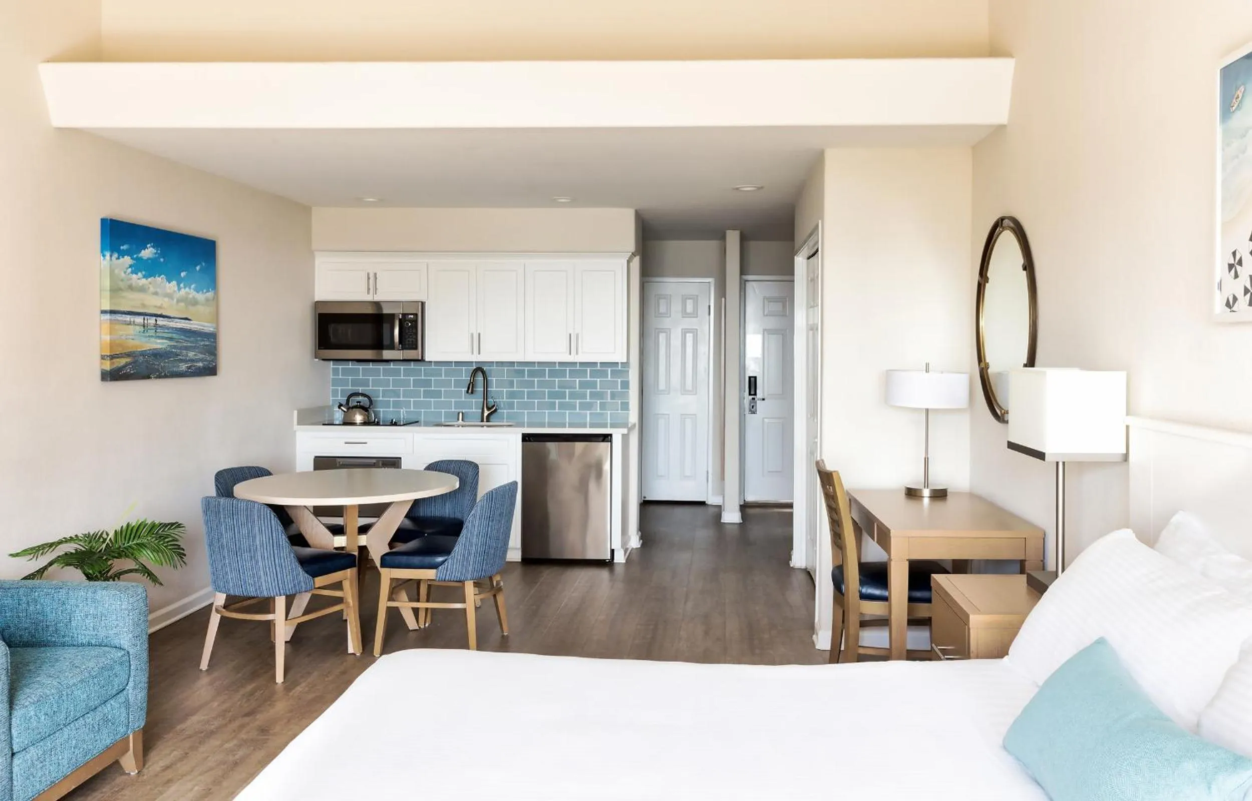 Bed in Seascape Beach Resort