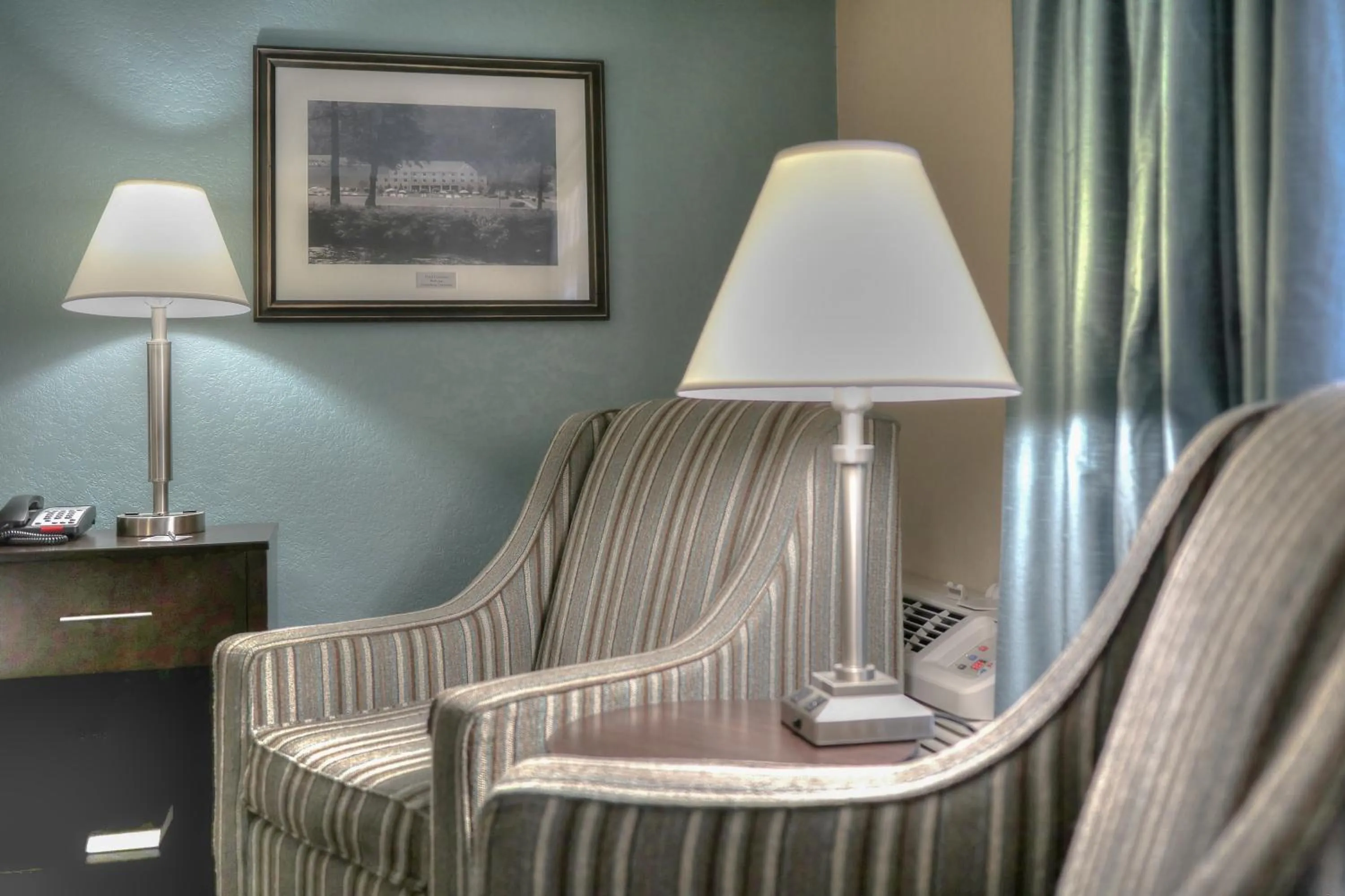 Seating area in Greystone Lodge on the River