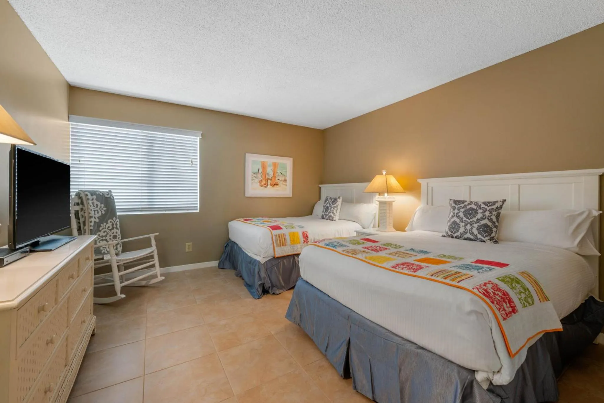 Photo of the whole room, Bed in Villas Of Amelia Island