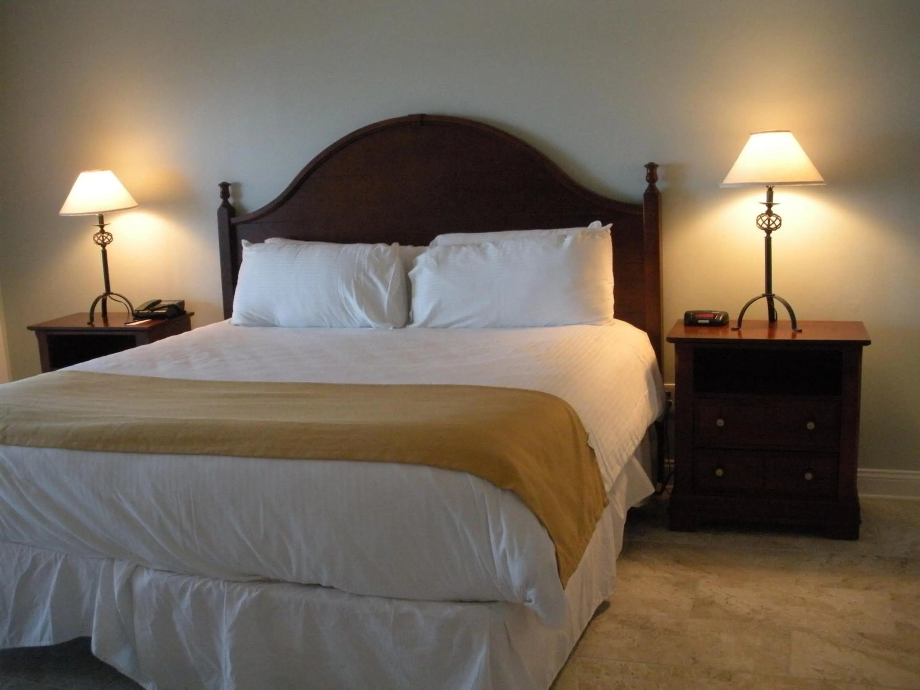 Bedroom, Bed in Villas Of Amelia Island