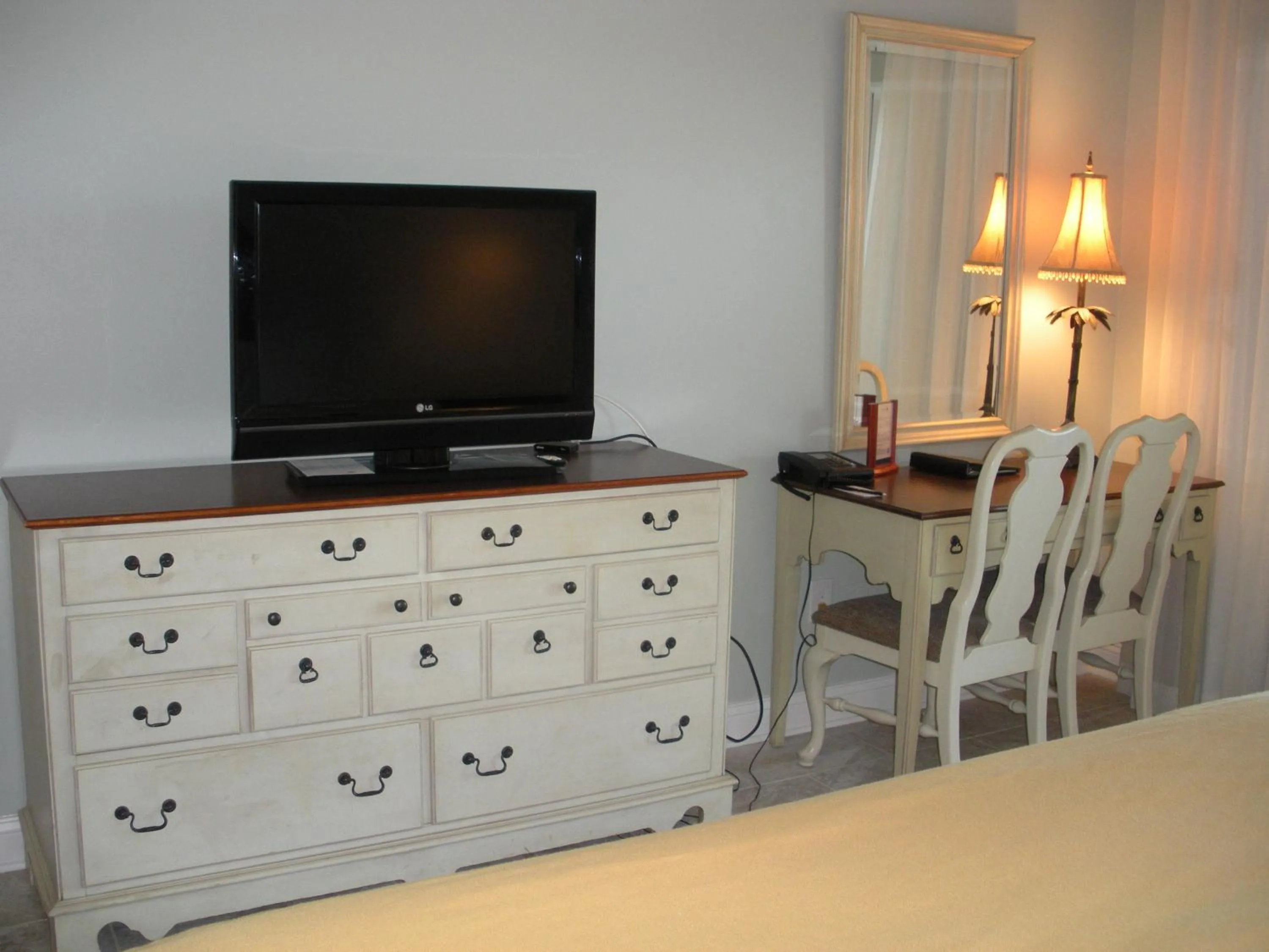 TV and multimedia in Villas Of Amelia Island