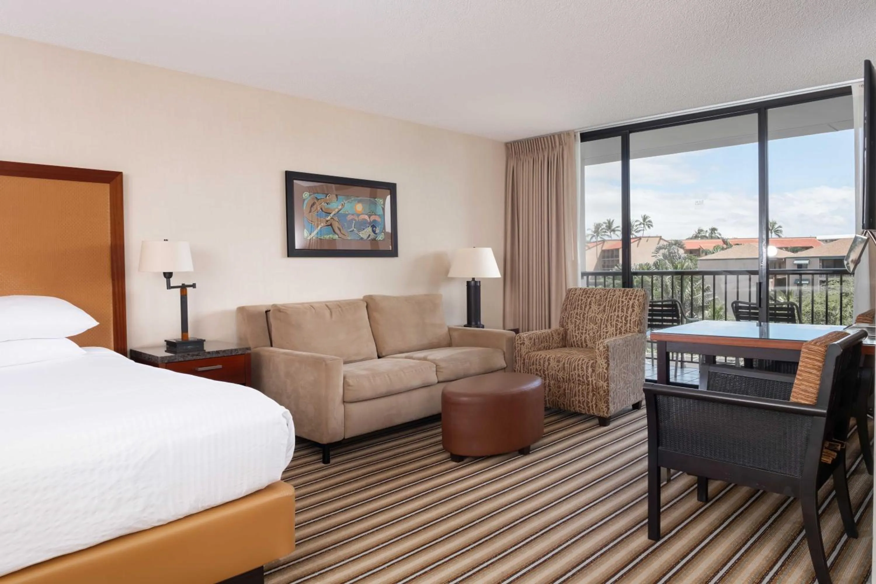 Bedroom, Bed in Maui Coast Hotel