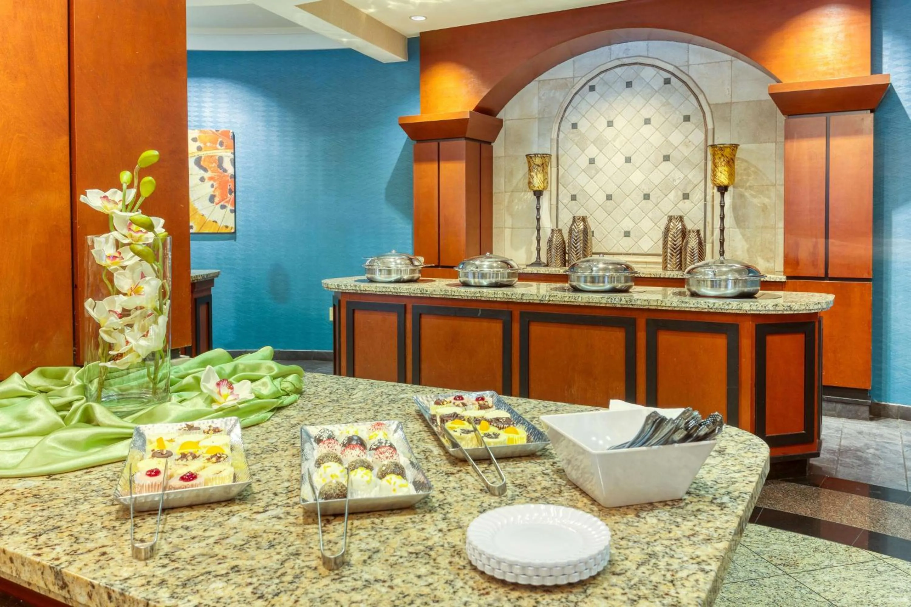 Restaurant/places to eat in Drury Plaza Hotel St. Louis Chesterfield