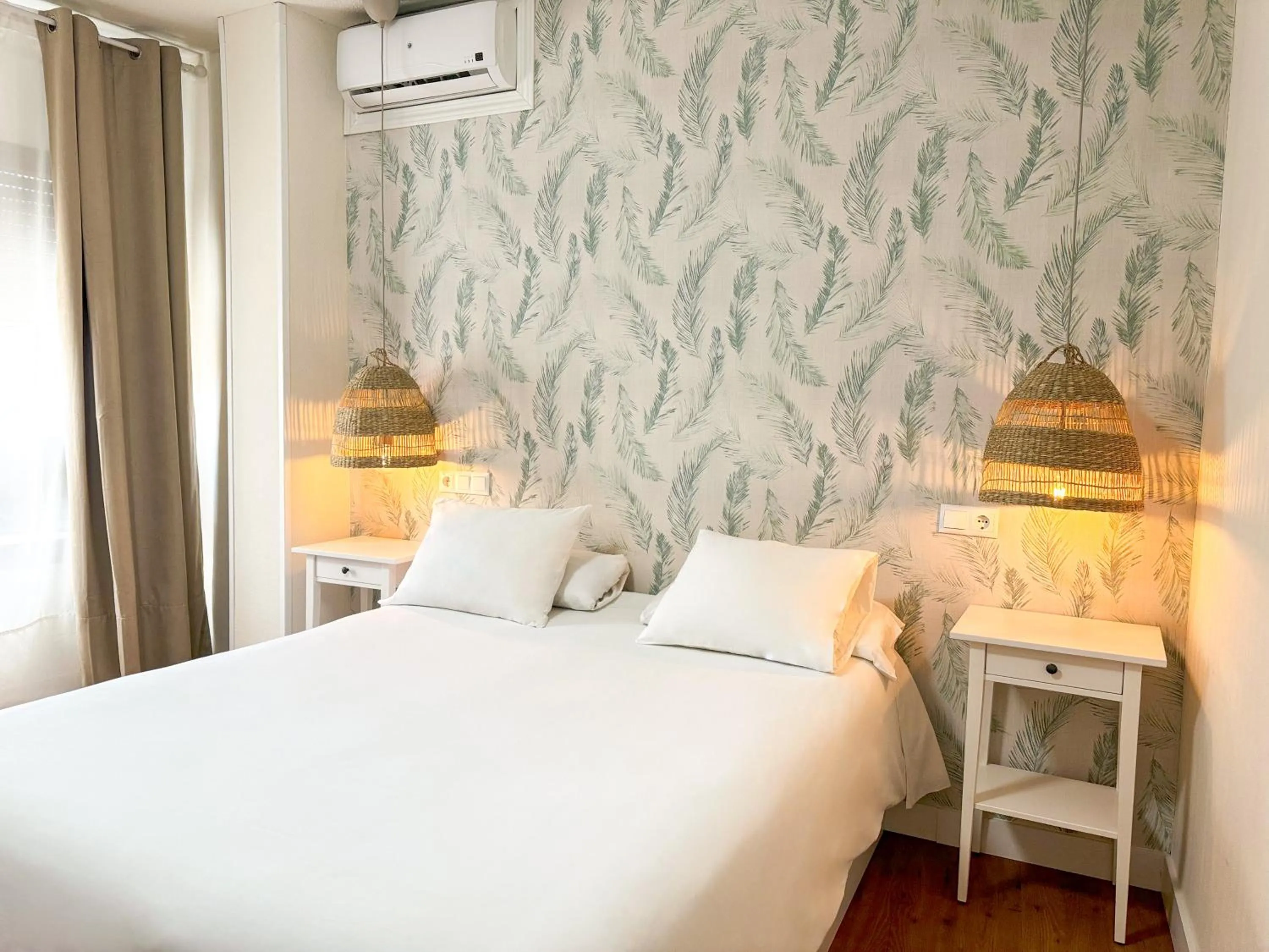 Bed in Hotel Plaza Mayor