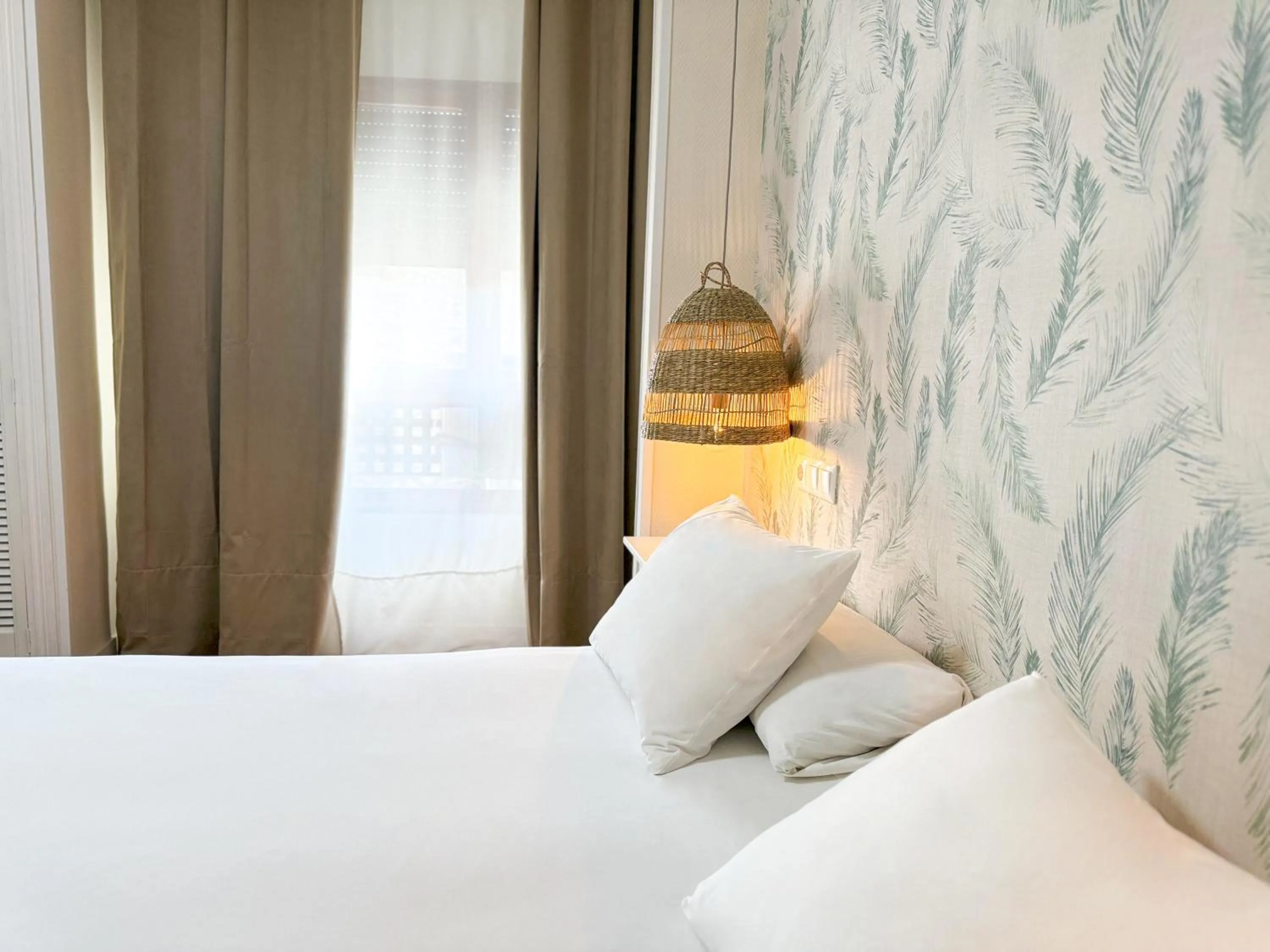 Bed in Hotel Plaza Mayor