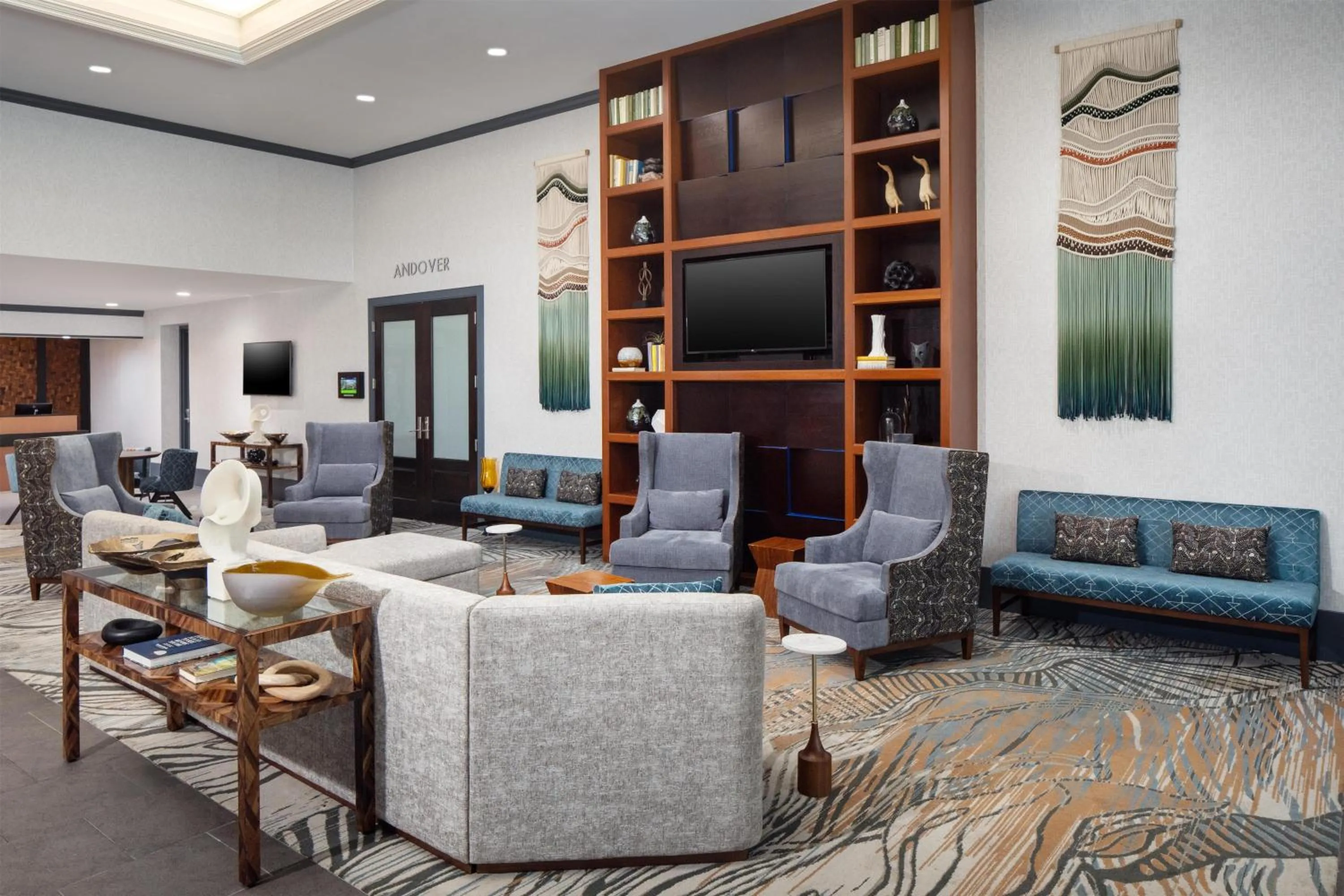 Lobby or reception in DoubleTree by Hilton Boston-Andover
